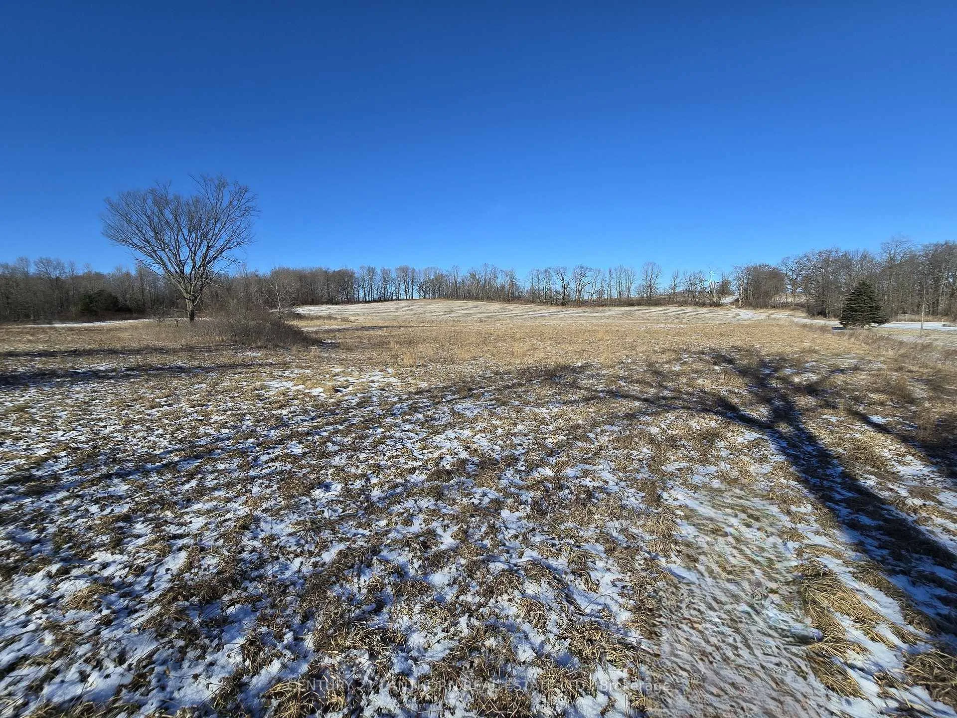 Photo 2 of 4272 Yarker Road, Frontenac, Frontenac South — HOMEH