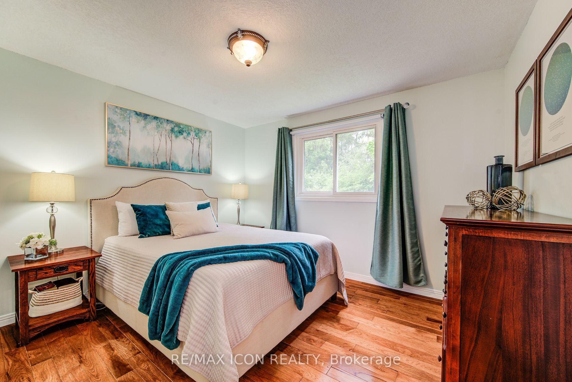 Photo 6 of 156 Marksam Road, Guelph, Willow West/Sugarbush/West Acres — HOMEH