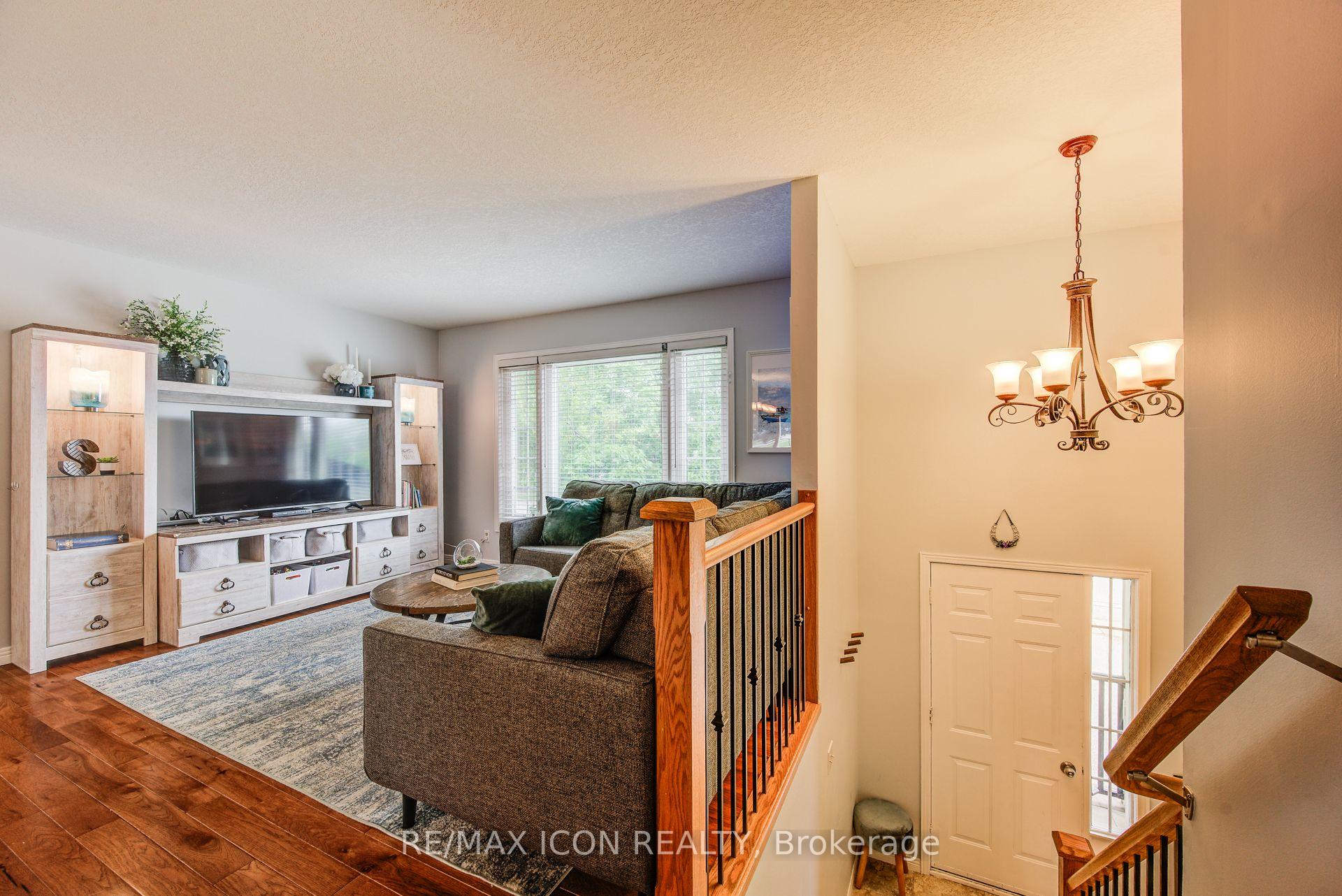 Photo 20 of 156 Marksam Road, Guelph, Willow West/Sugarbush/West Acres — HOMEH