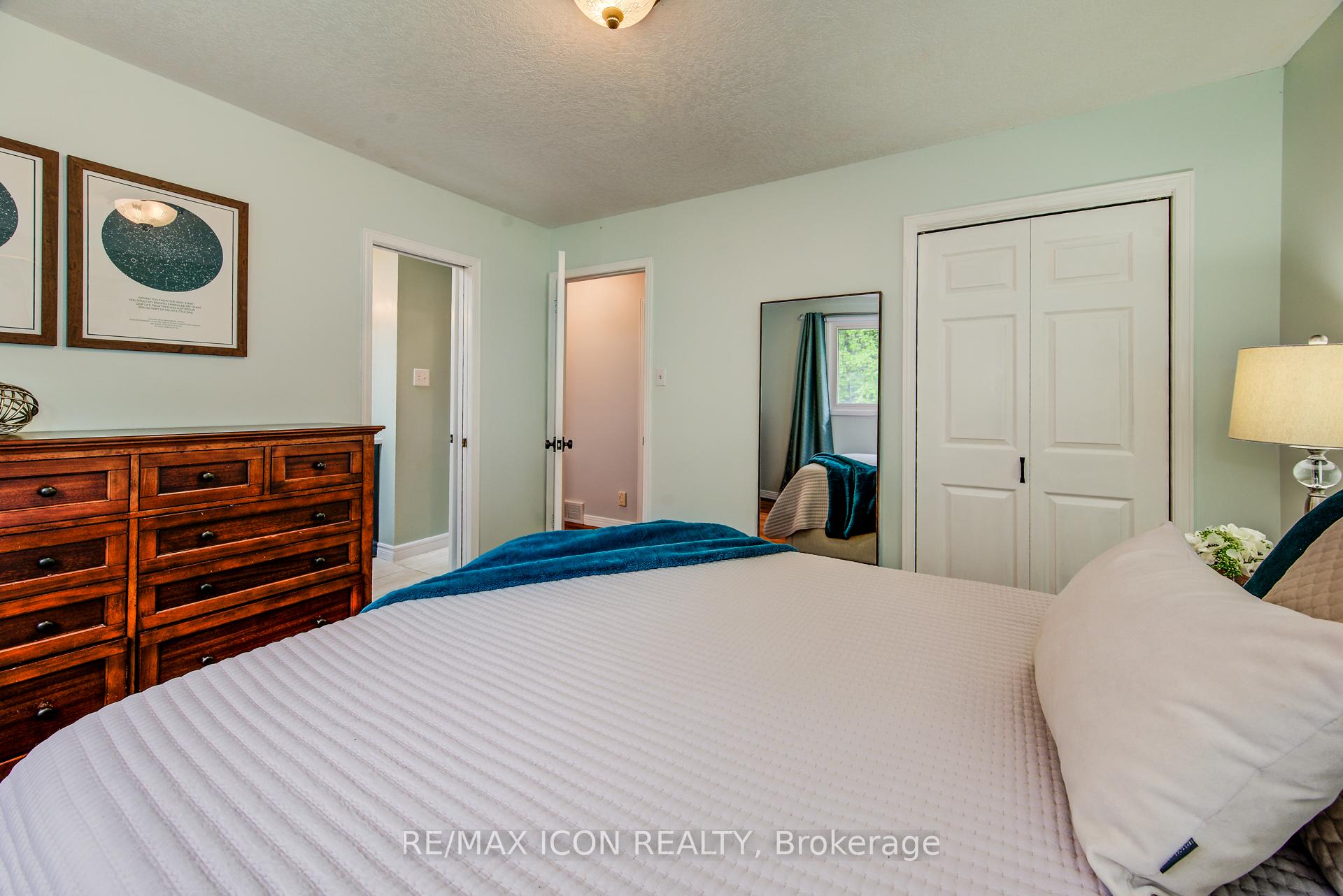 Photo 24 of 156 Marksam Road, Guelph, Willow West/Sugarbush/West Acres — HOMEH