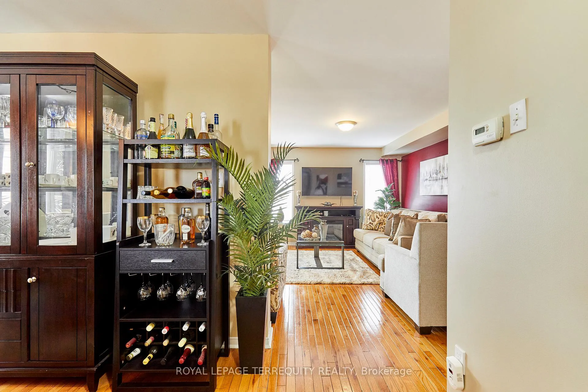Photo 8 of 254 Willowbrook Drive, Whitby, Pringle Creek — HOMEH