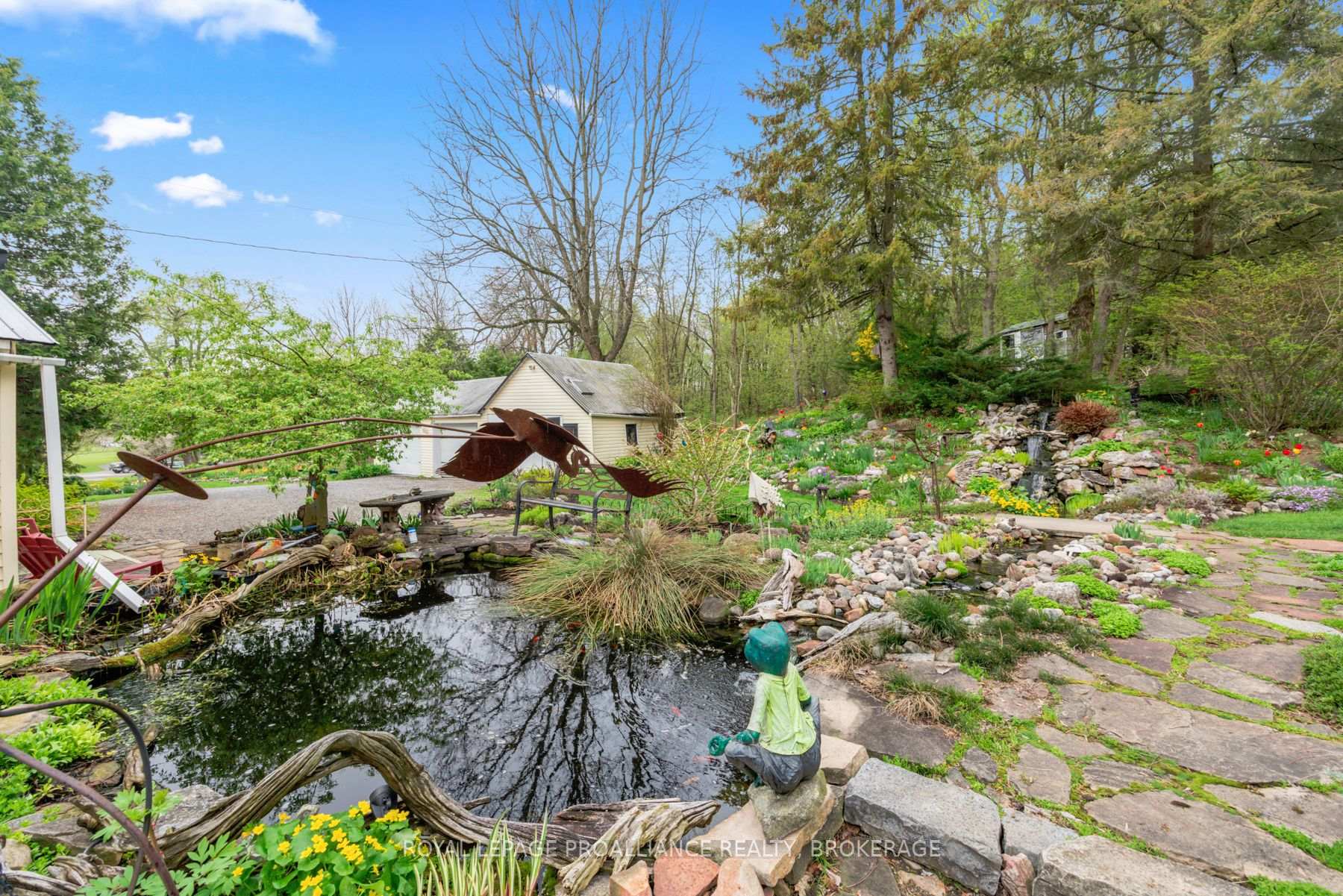 Photo 10 of 2078 Sunbury Road, Frontenac, Frontenac South — HOMEH