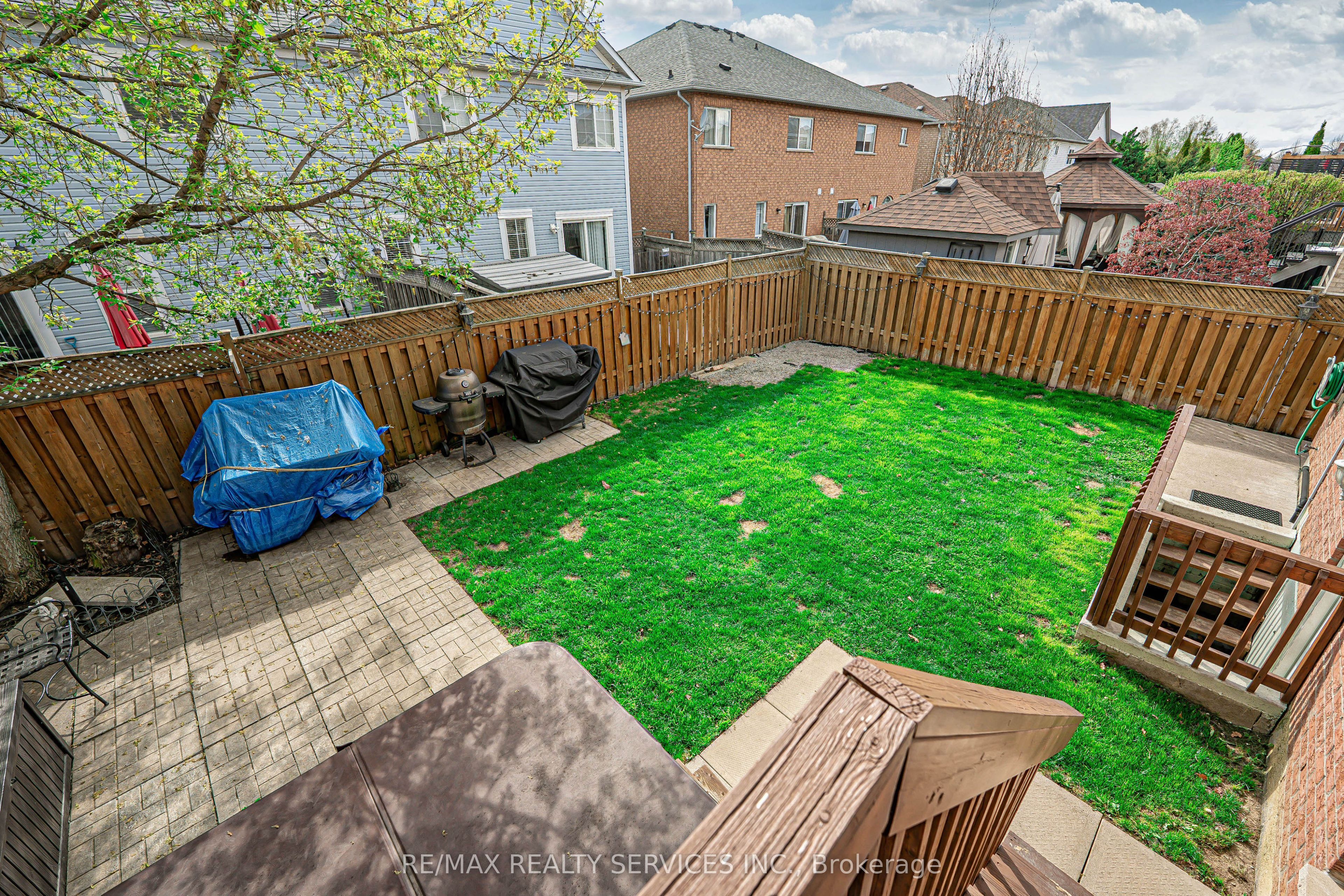 Photo 131 of 196 Van Scott Drive, Brampton, Northwest Sandalwood Parkway — HOMEH