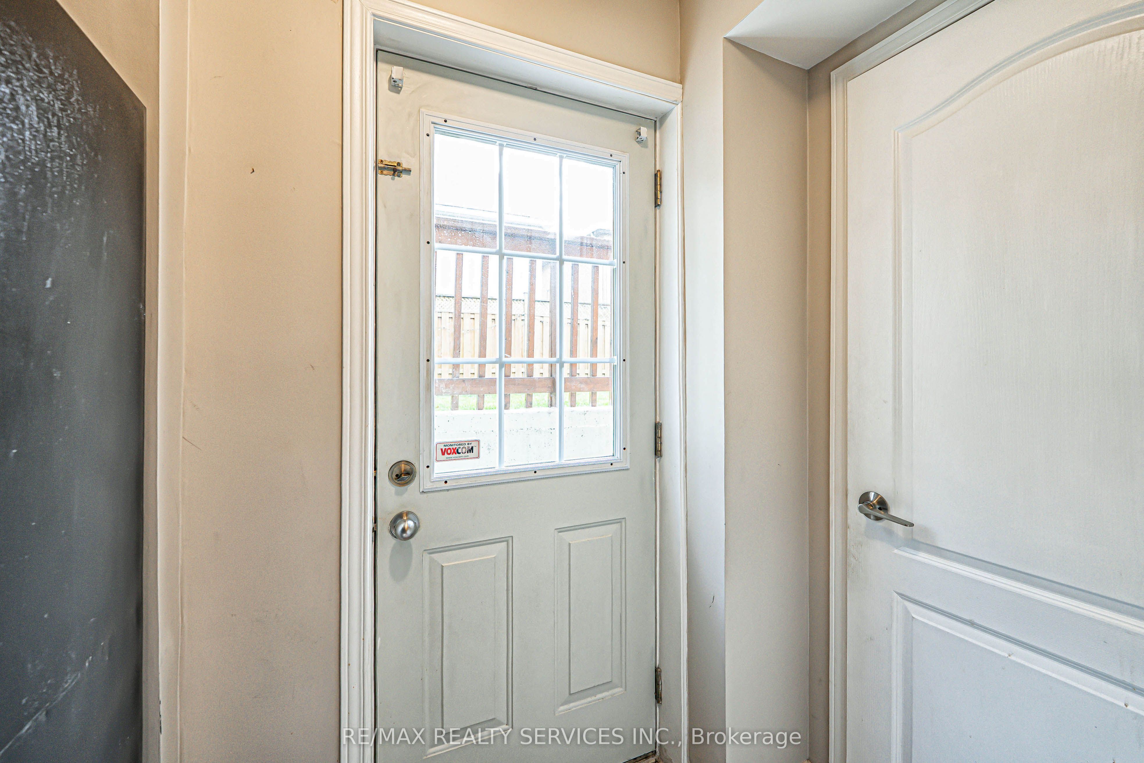 Photo 118 of 196 Van Scott Drive, Brampton, Northwest Sandalwood Parkway — HOMEH