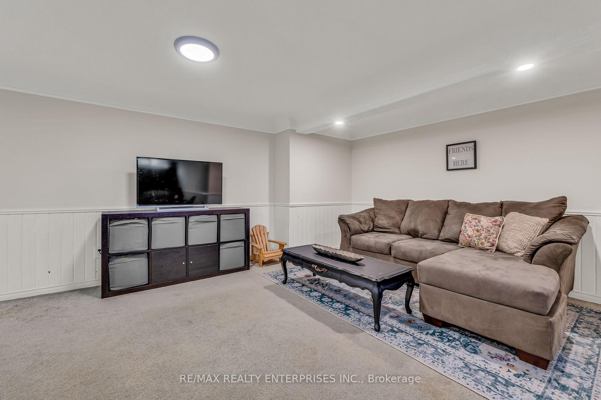 Photo 22 of 4 Blackbird Crescent, Guelph, Victoria North — HOMEH