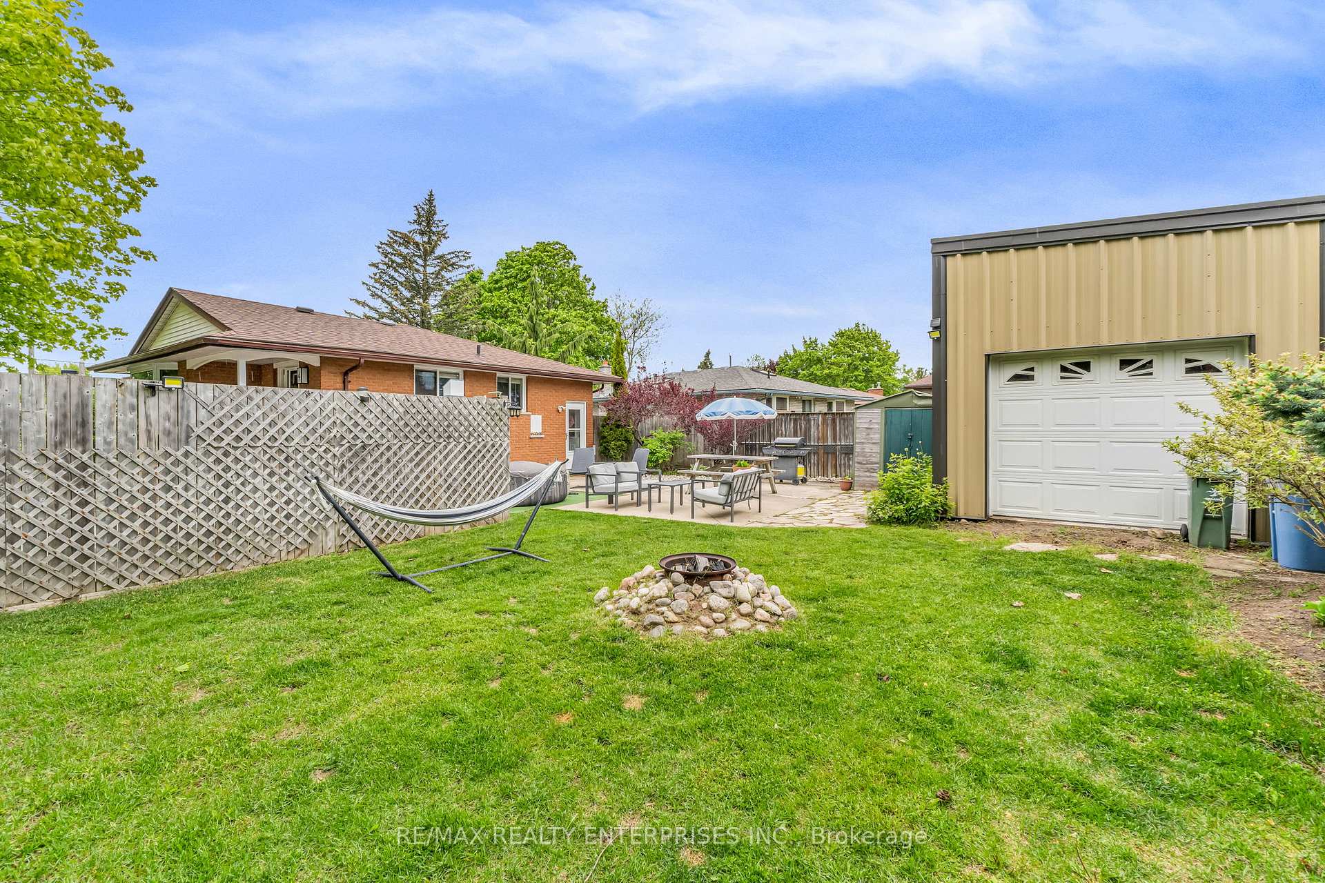 Photo 33 of 4 Blackbird Crescent, Guelph, Victoria North — HOMEH