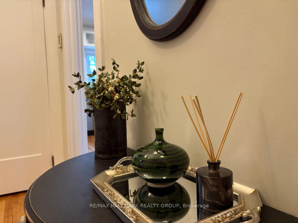 Photo 7 of 852 Forest Street, Ottawa, Queensway Terrace North — HOMEH