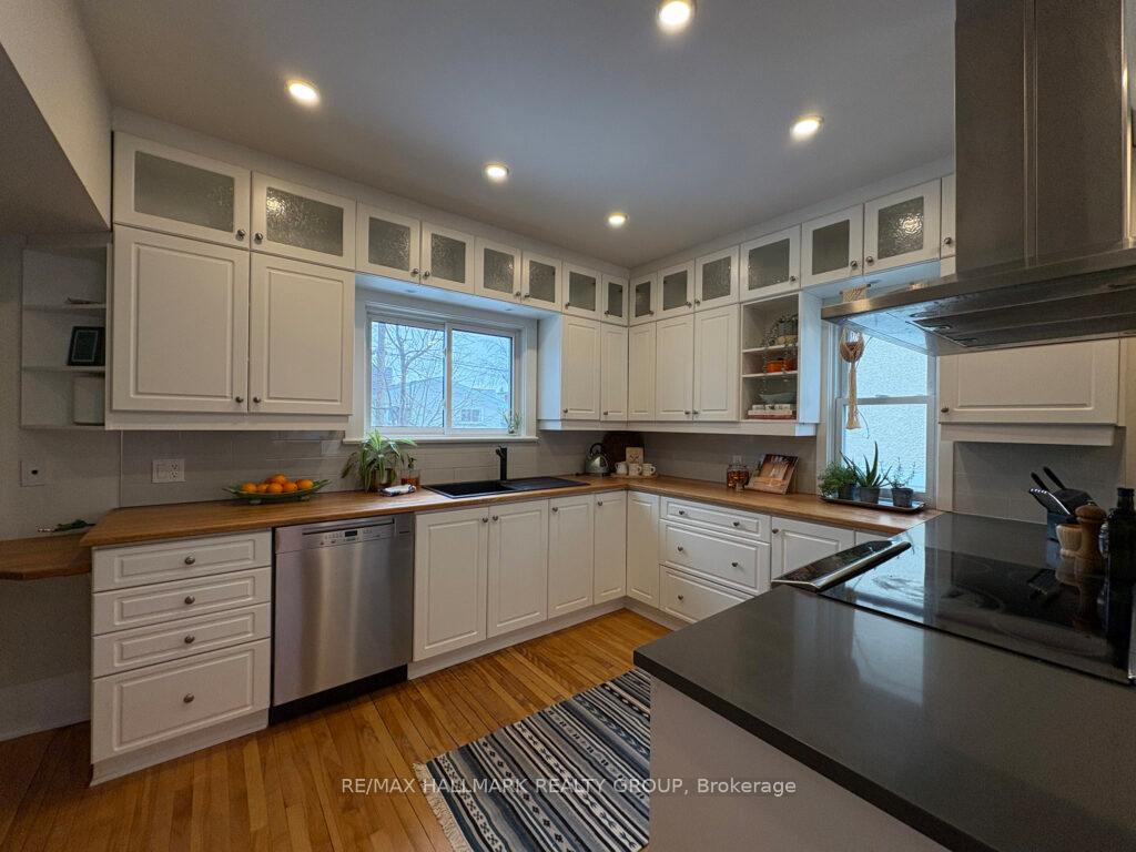 Photo 14 of 852 Forest Street, Ottawa, Queensway Terrace North — HOMEH