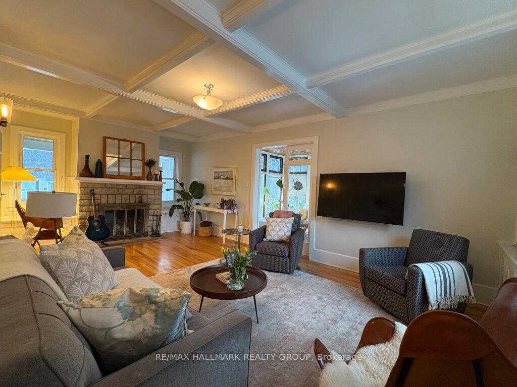 Photo 17 of 852 Forest Street, Ottawa, Queensway Terrace North — HOMEH