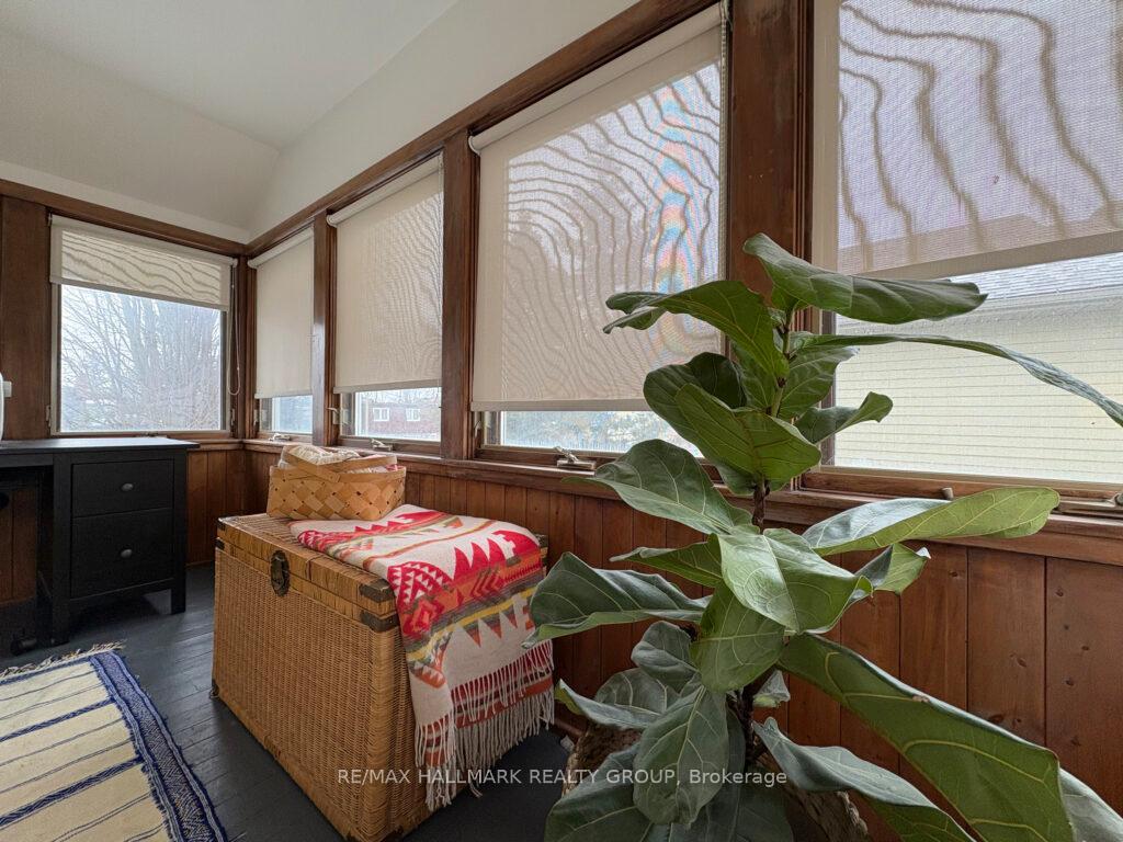 Photo 33 of 852 Forest Street, Ottawa, Queensway Terrace North — HOMEH
