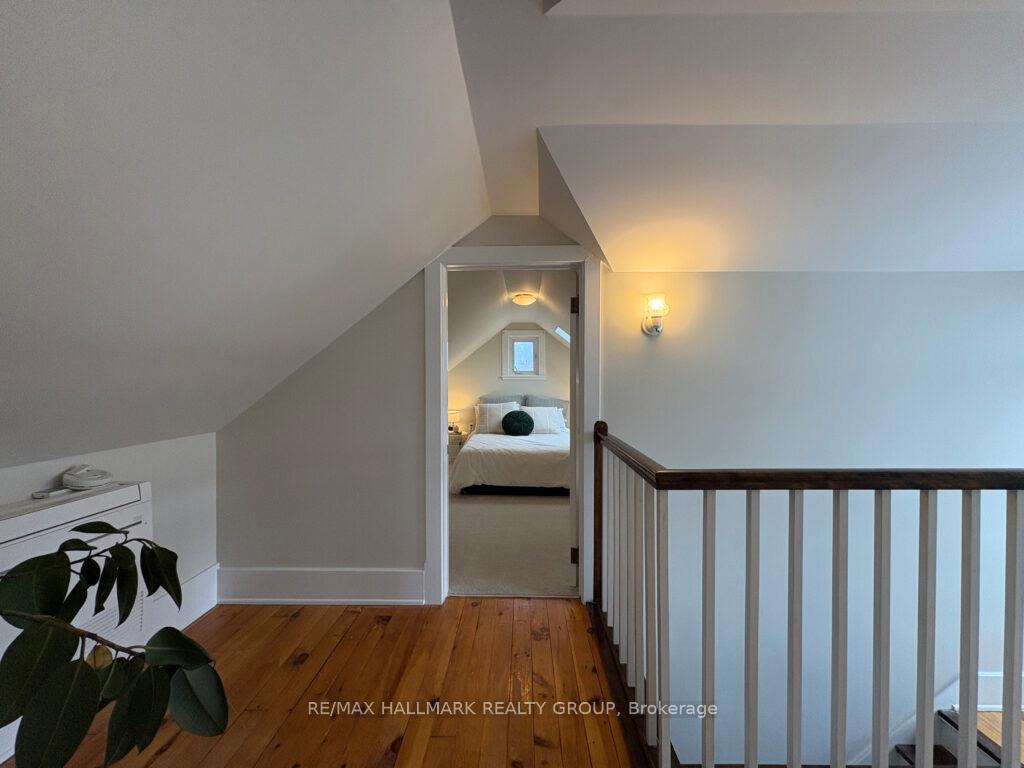 Photo 35 of 852 Forest Street, Ottawa, Queensway Terrace North — HOMEH
