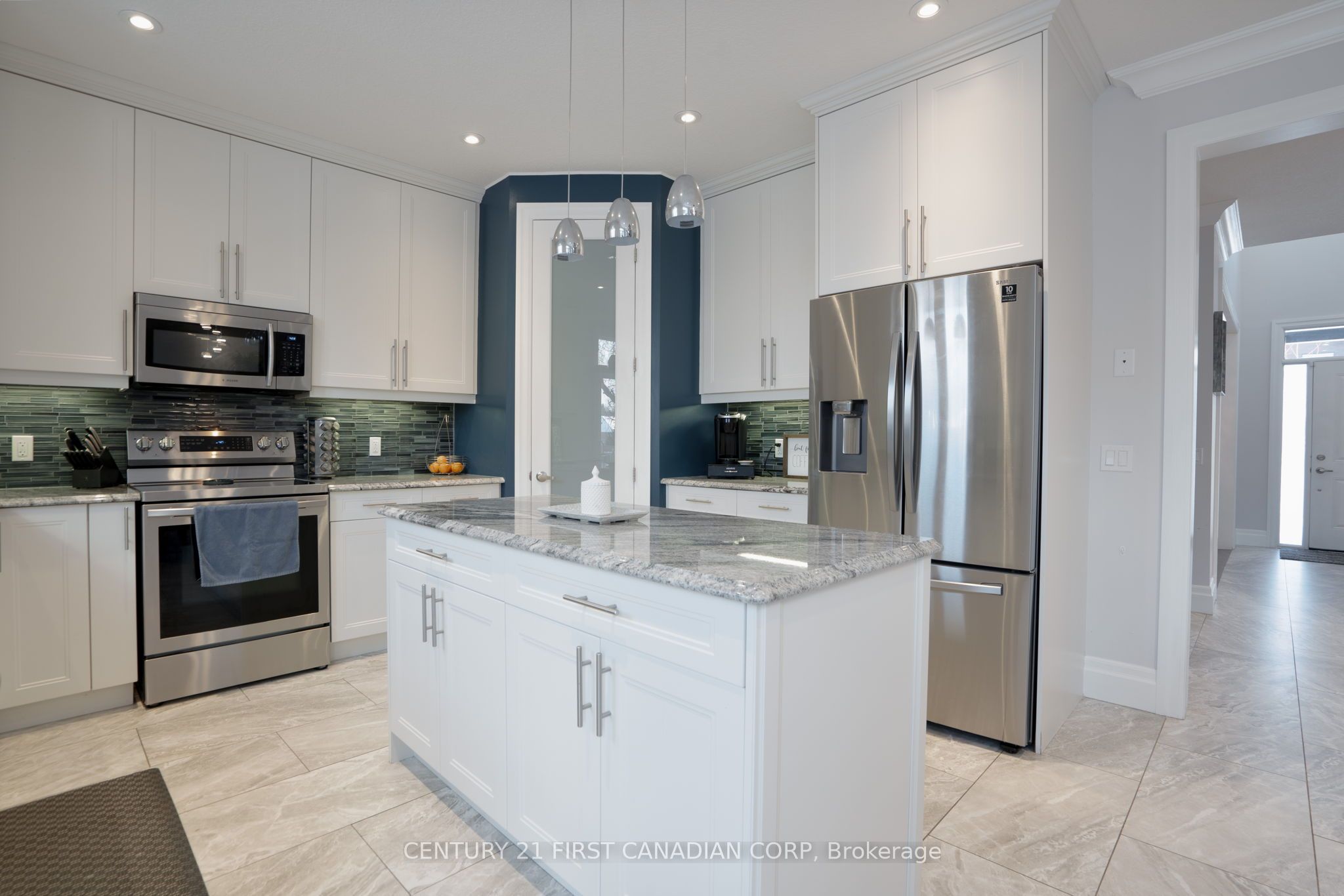 Photo 43 of 11 Valleyview Crescent, Middlesex Centre, Komoka — HOMEH