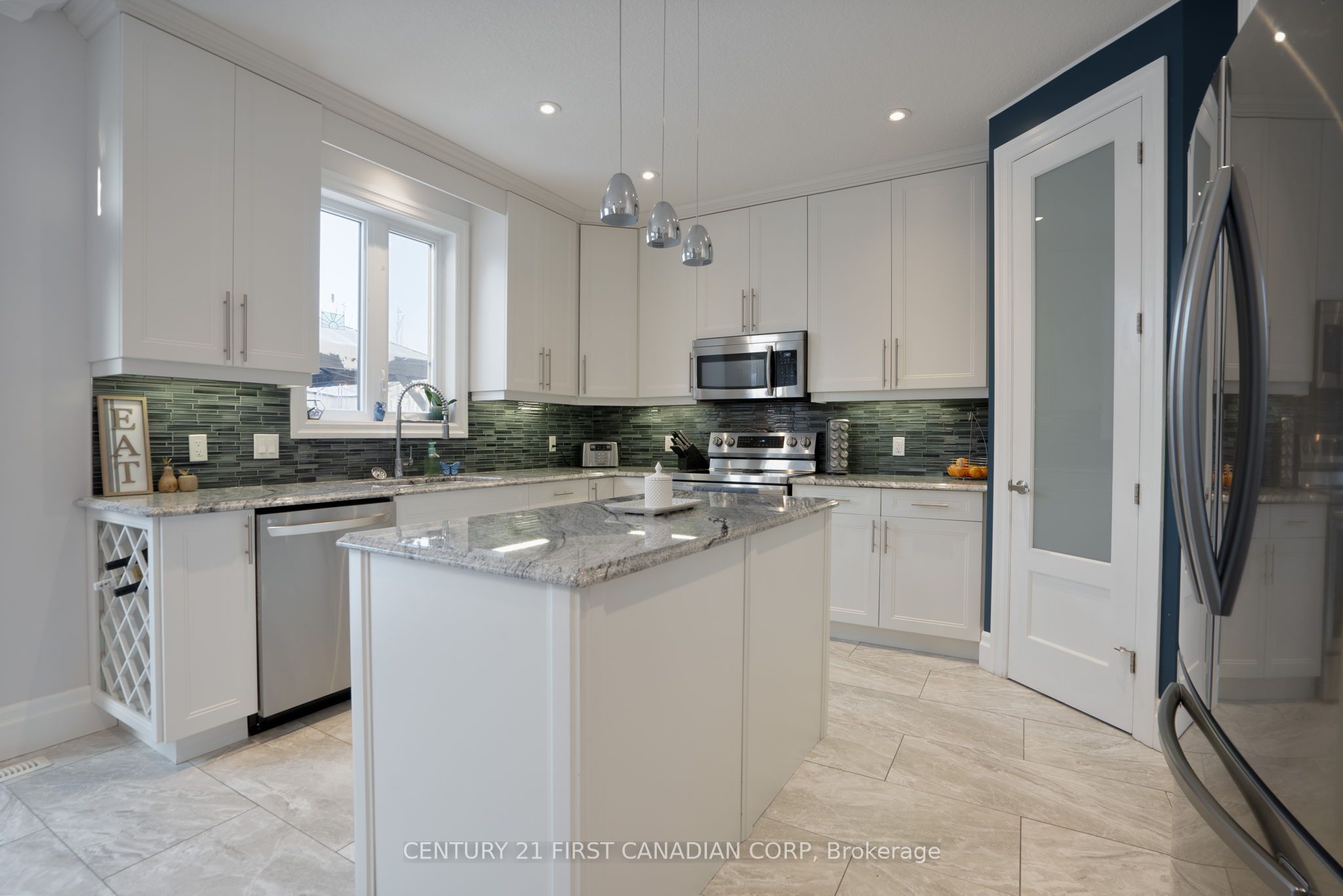 Photo 41 of 11 Valleyview Crescent, Middlesex Centre, Komoka — HOMEH