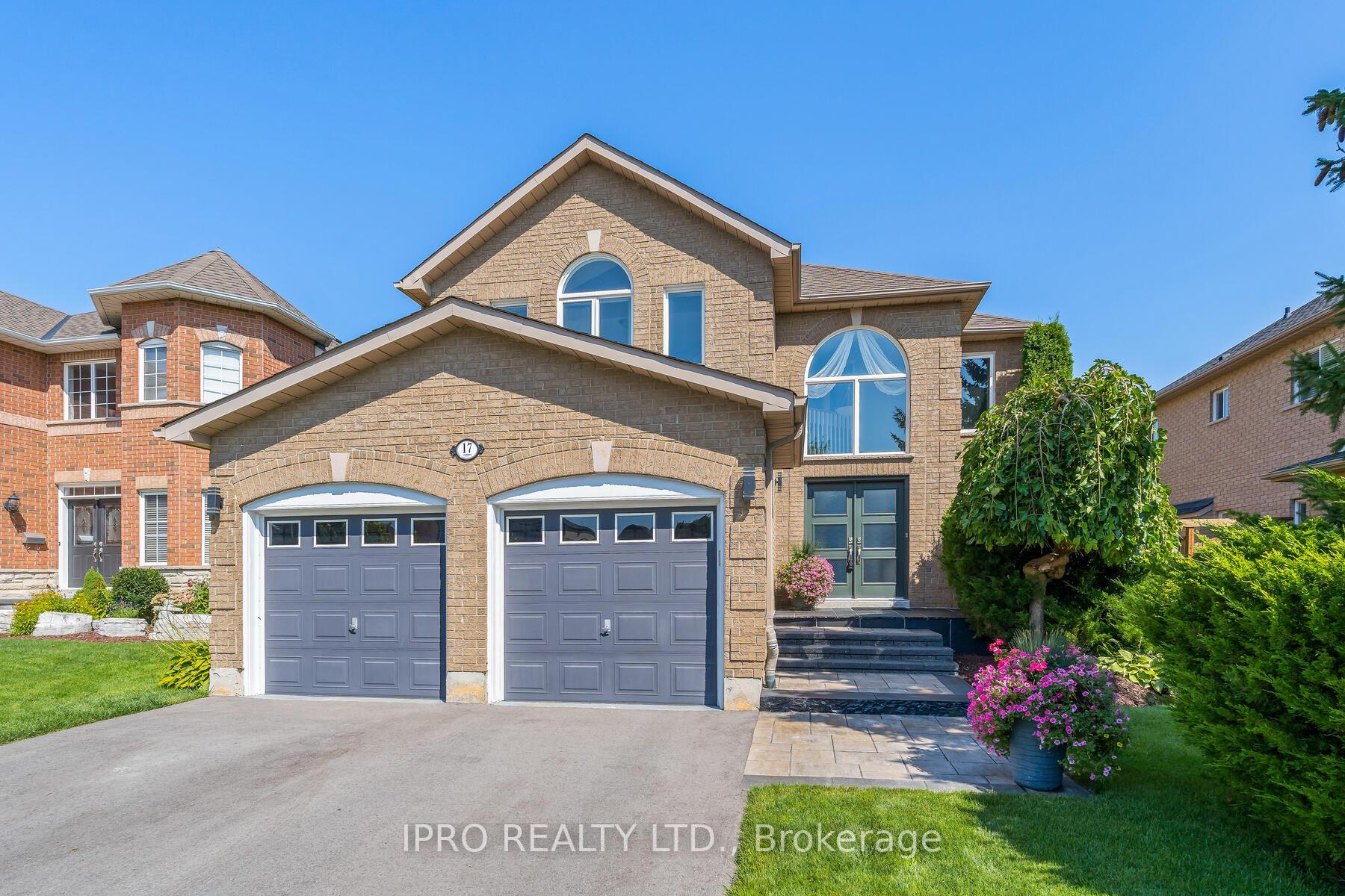 Front of 17 Robinson Road