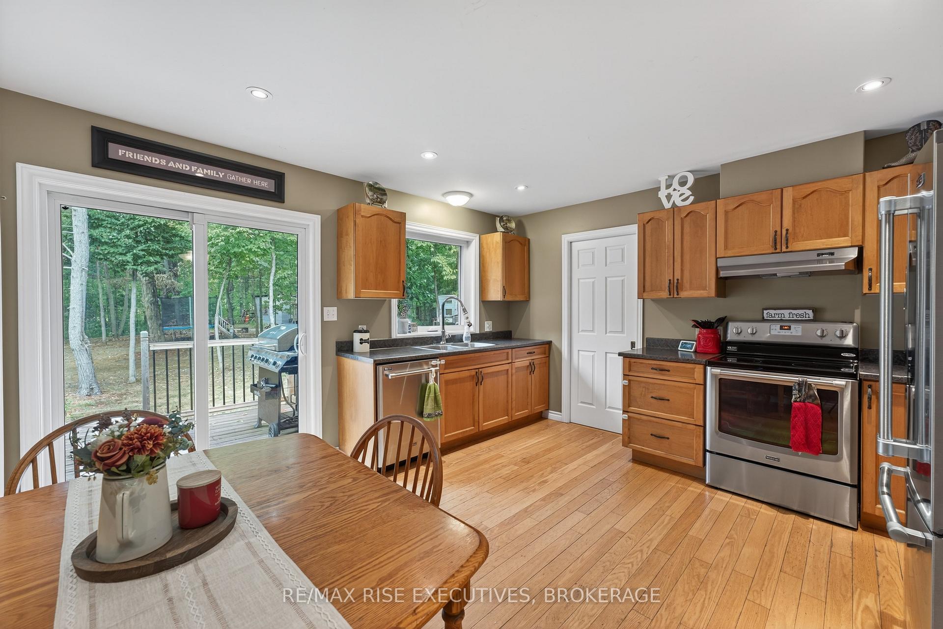 Photo 6 of 4623 Lower Round Lake Road, Frontenac, Frontenac South — HOMEH