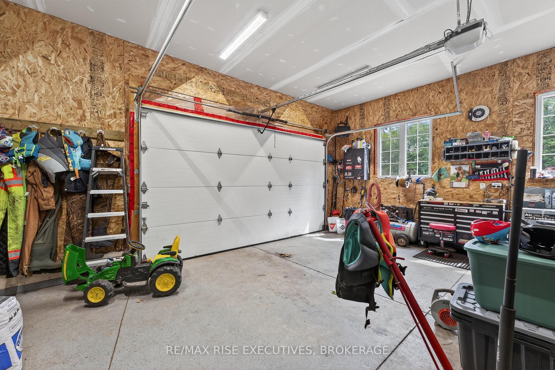 Photo 24 of 4623 Lower Round Lake Road, Frontenac, Frontenac South — HOMEH