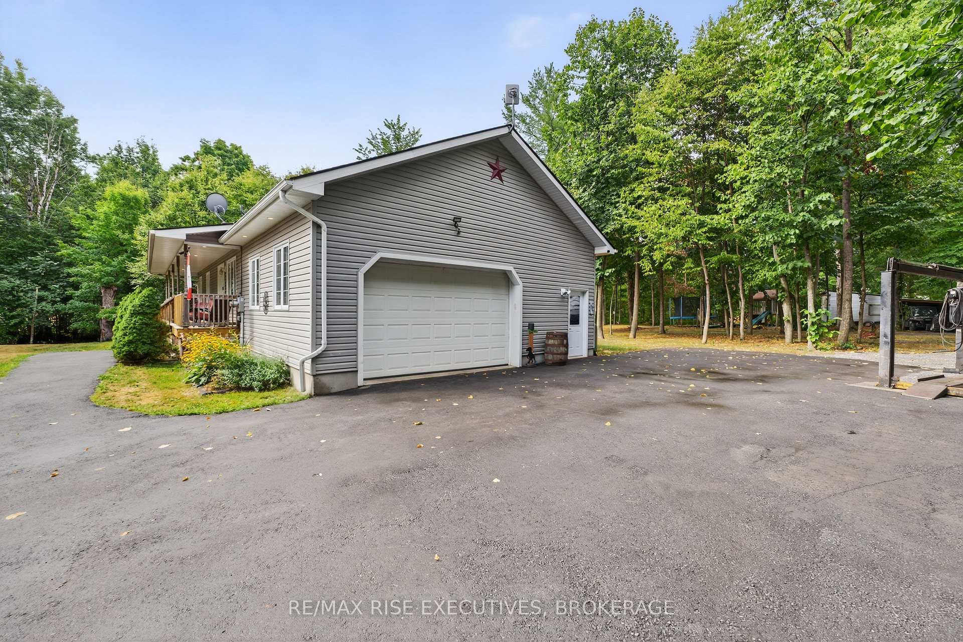 Photo 27 of 4623 Lower Round Lake Road, Frontenac, Frontenac South — HOMEH