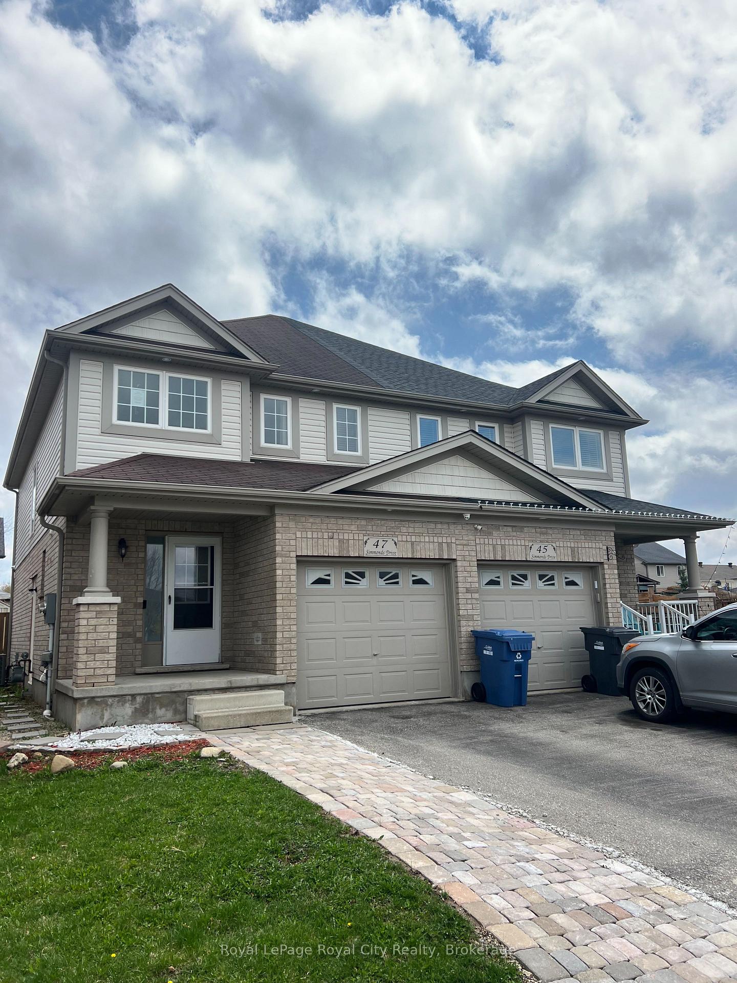 Photo 1 of 47 Simmonds Drive, Guelph, Victoria North — HOMEH