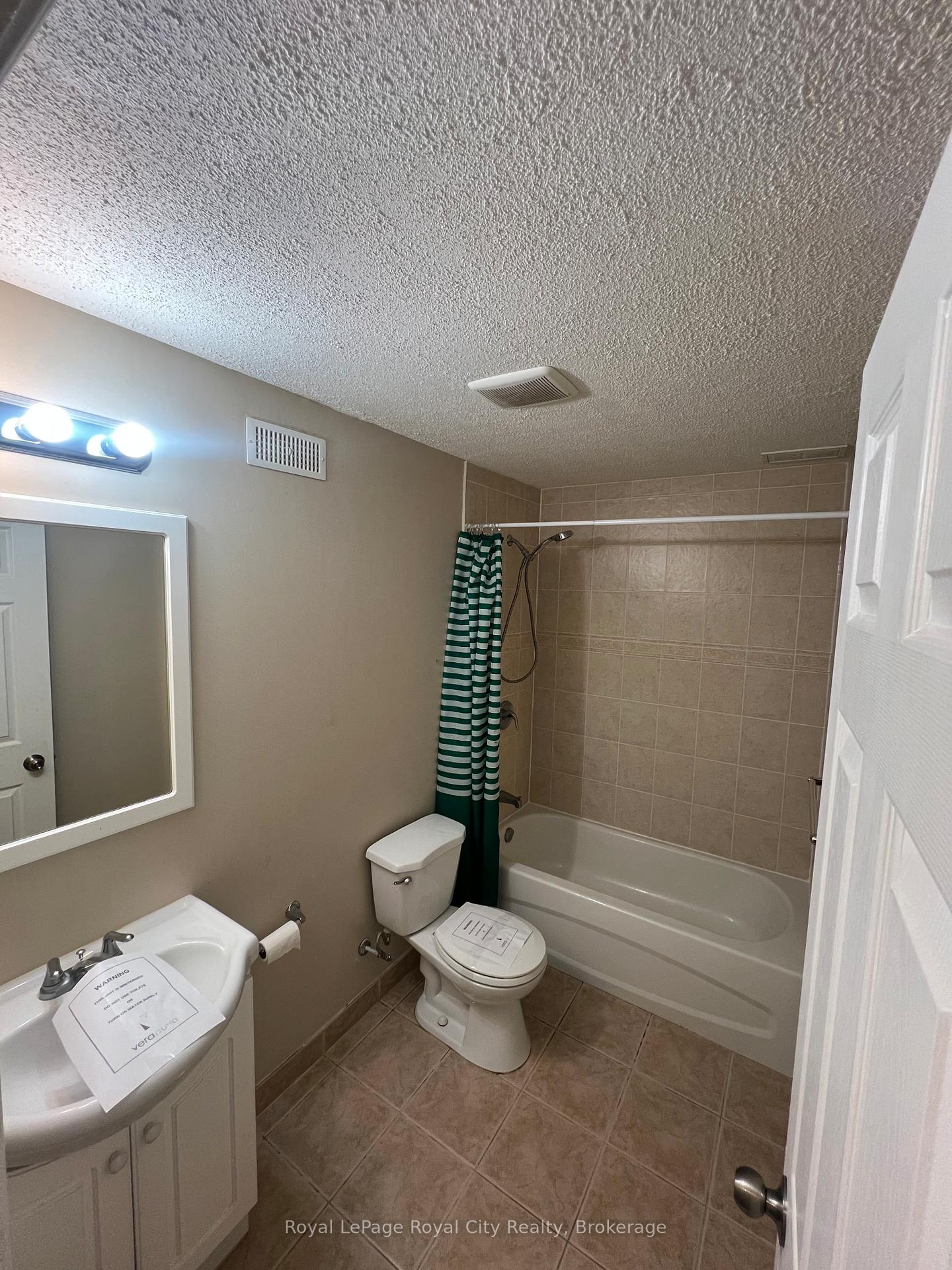 Photo 19 of 47 Simmonds Drive, Guelph, Victoria North — HOMEH