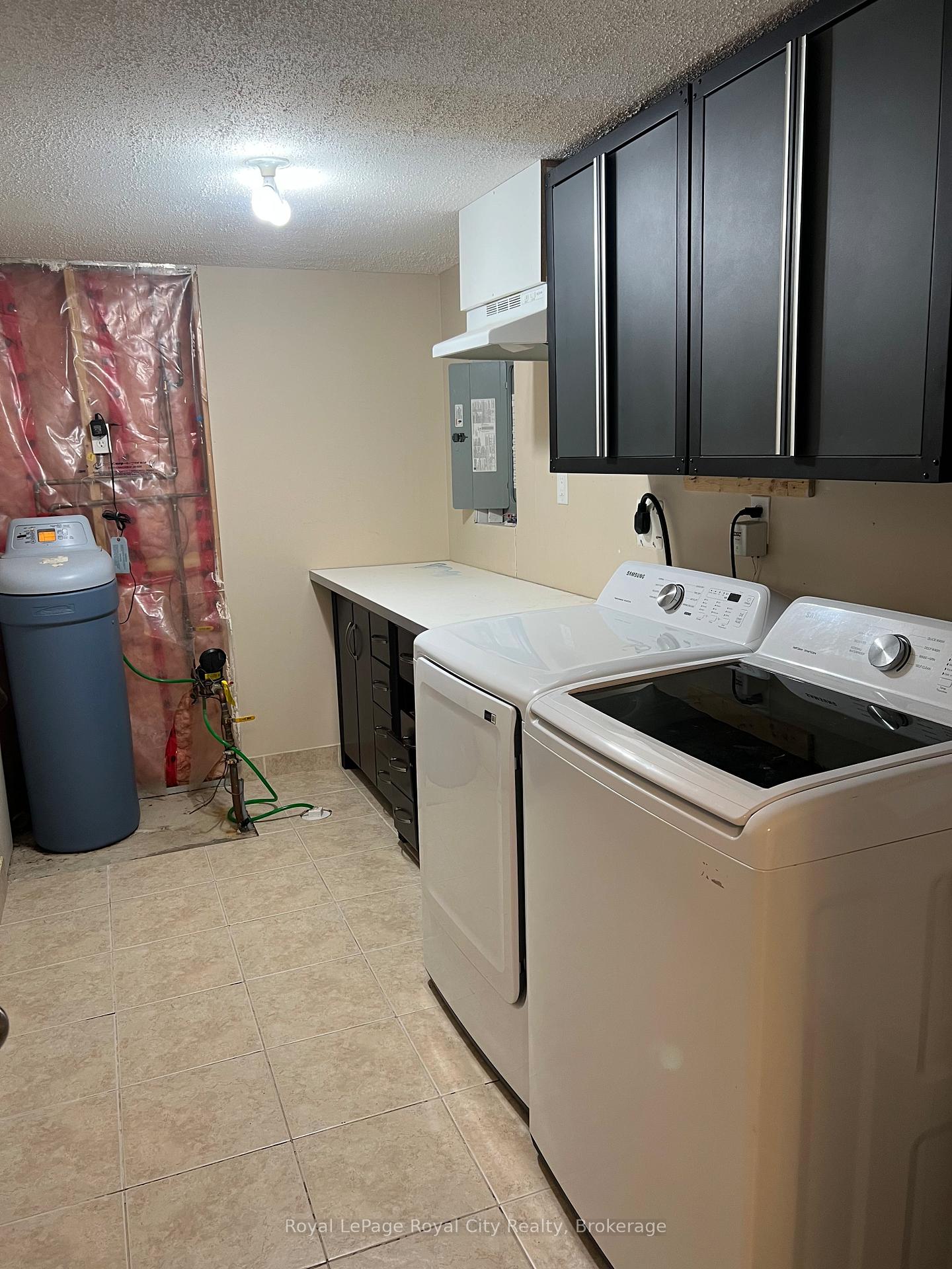 Photo 20 of 47 Simmonds Drive, Guelph, Victoria North — HOMEH