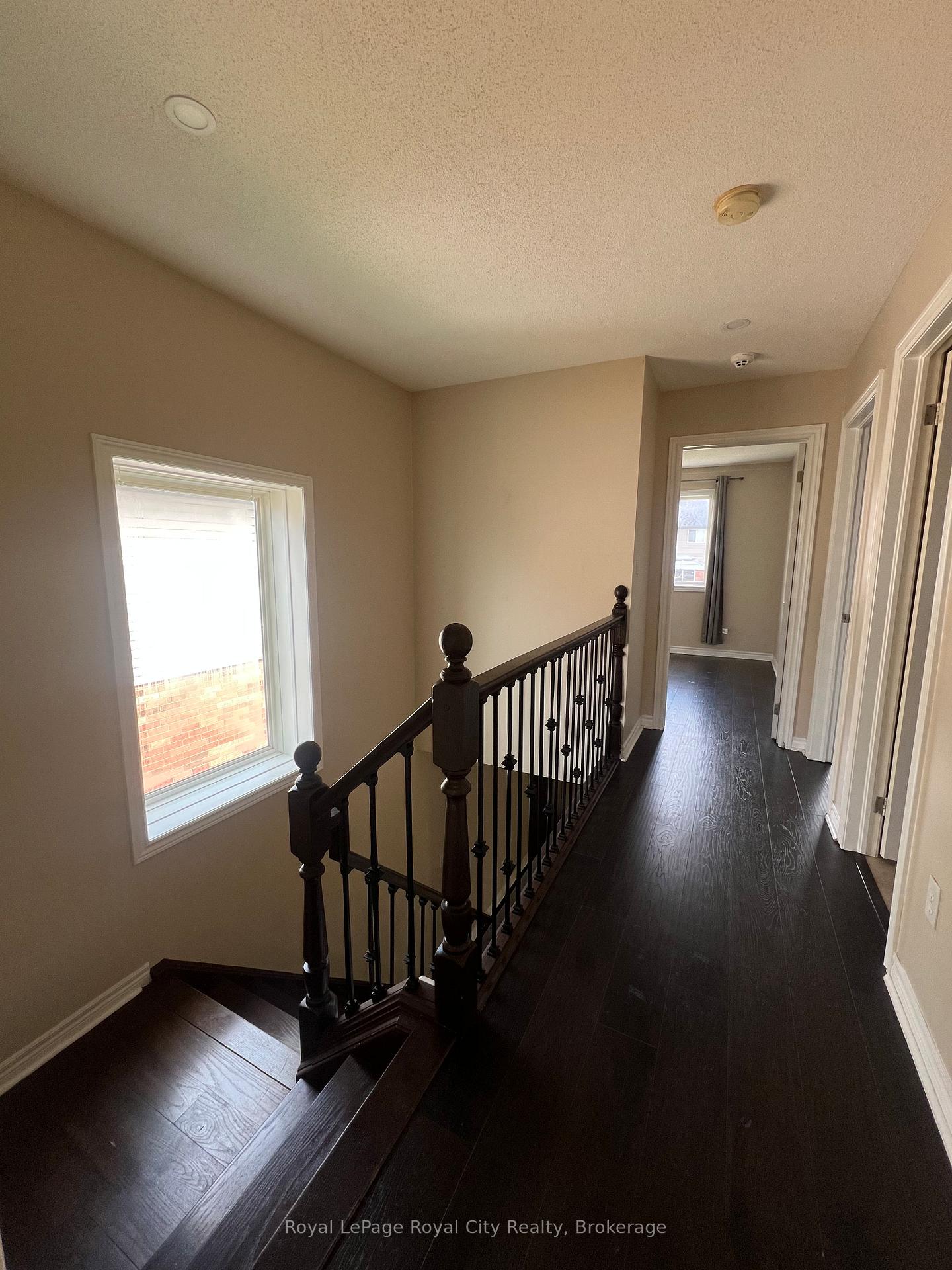 Photo 22 of 47 Simmonds Drive, Guelph, Victoria North — HOMEH