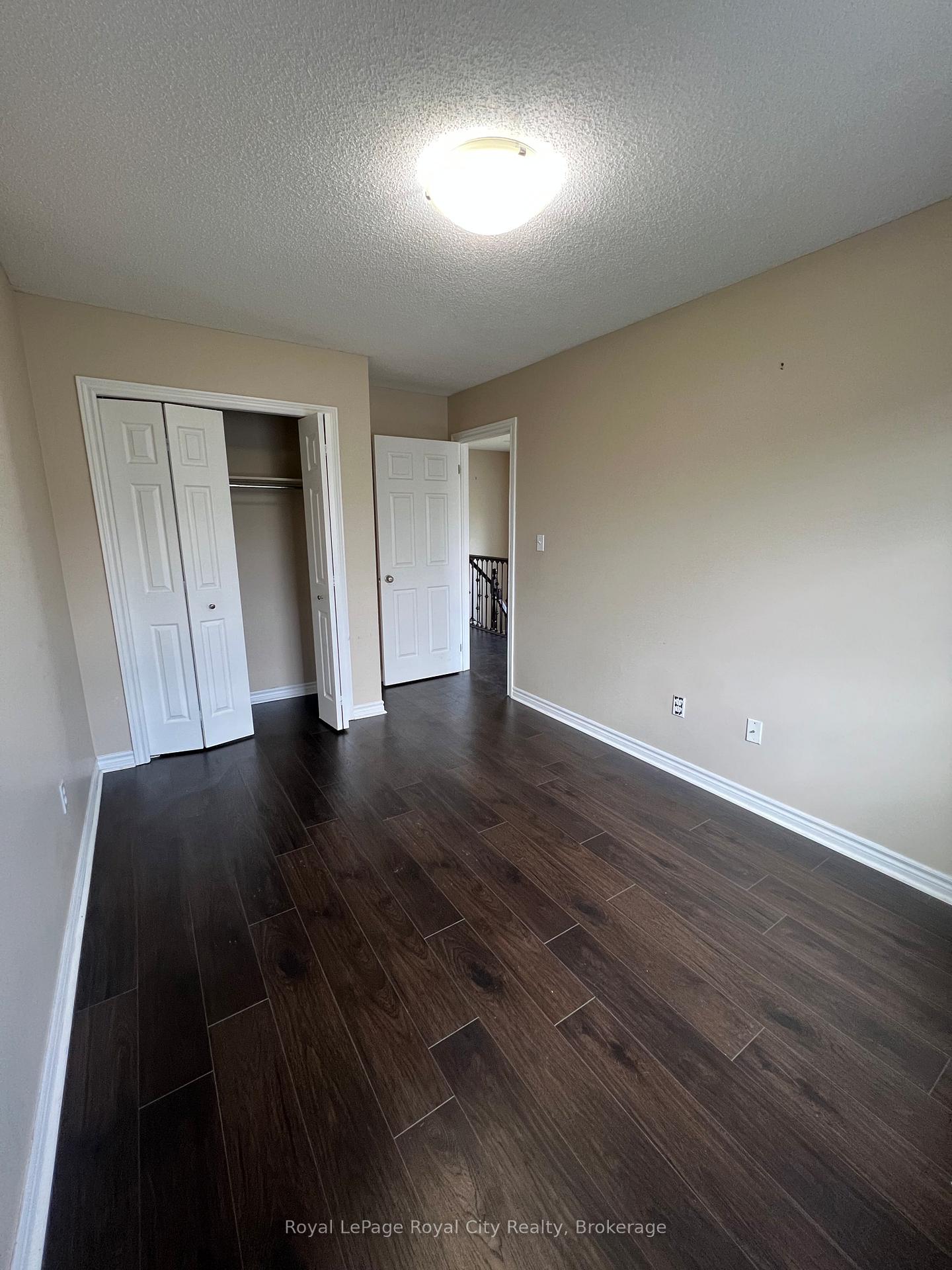 Photo 30 of 47 Simmonds Drive, Guelph, Victoria North — HOMEH