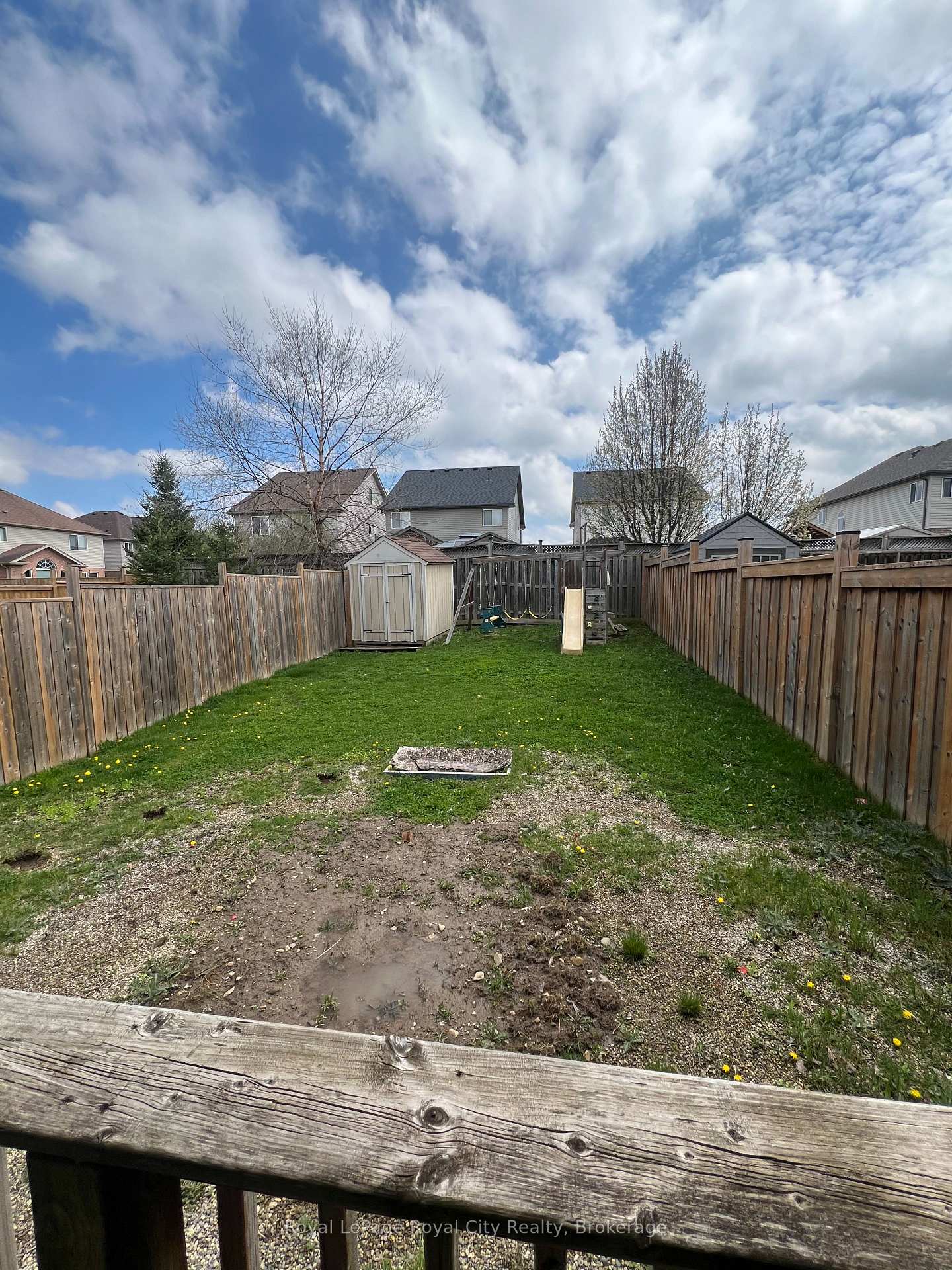 Photo 33 of 47 Simmonds Drive, Guelph, Victoria North — HOMEH