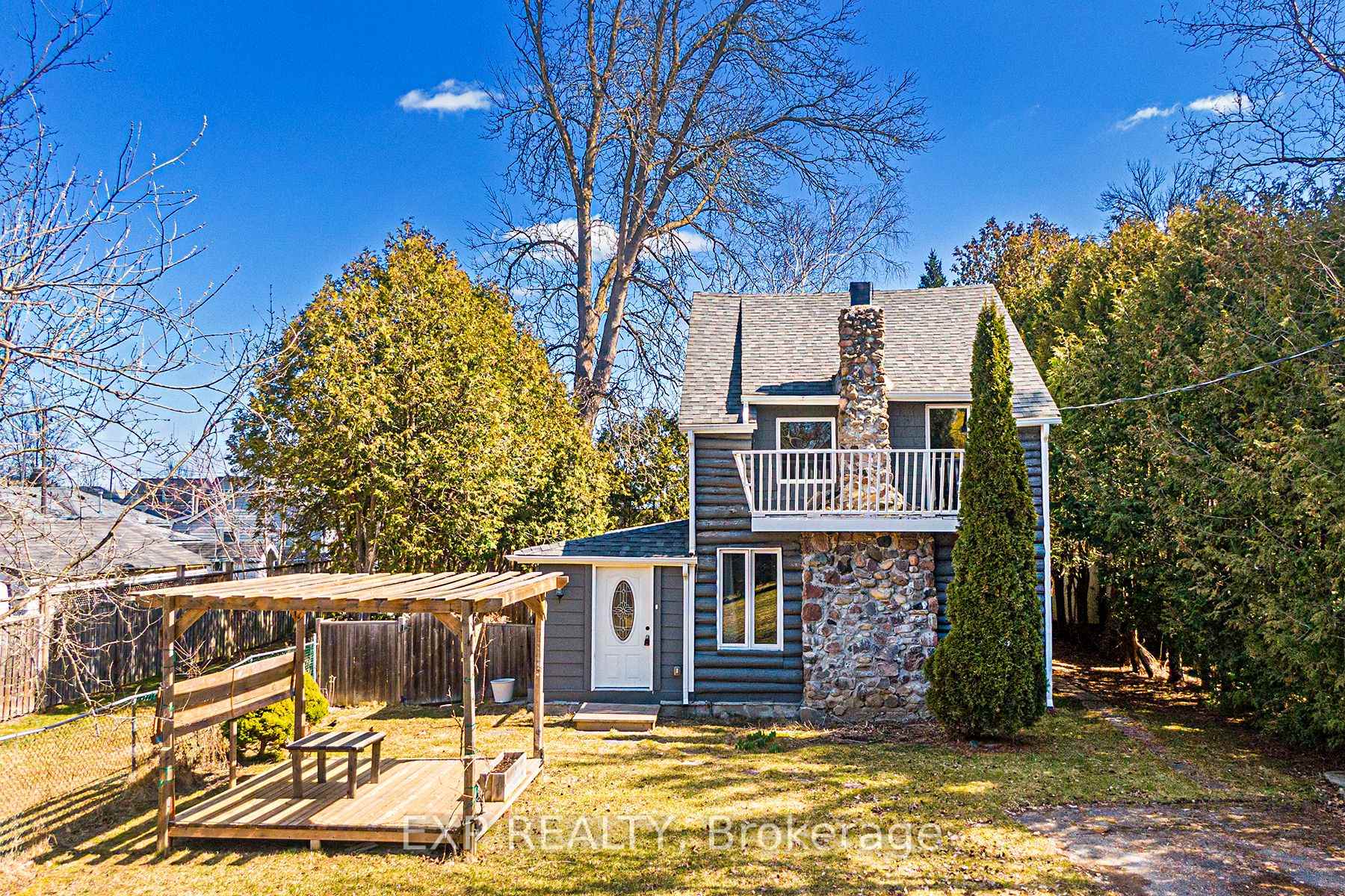 Front of 109 Dunkirk Avenue