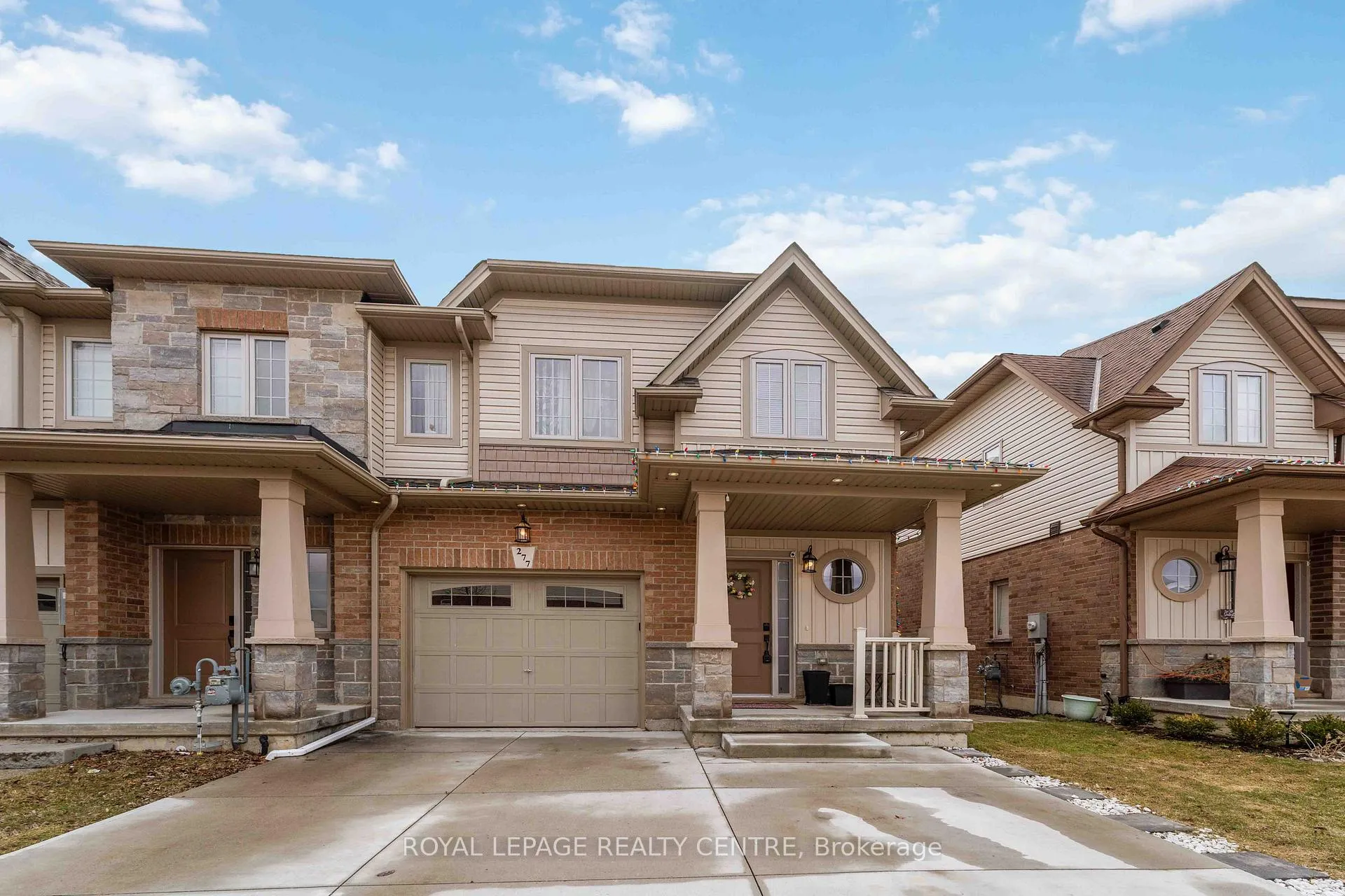 Photo 1 of 277 Pumpkin Pass, Hamilton, Binbrook — HOMEH