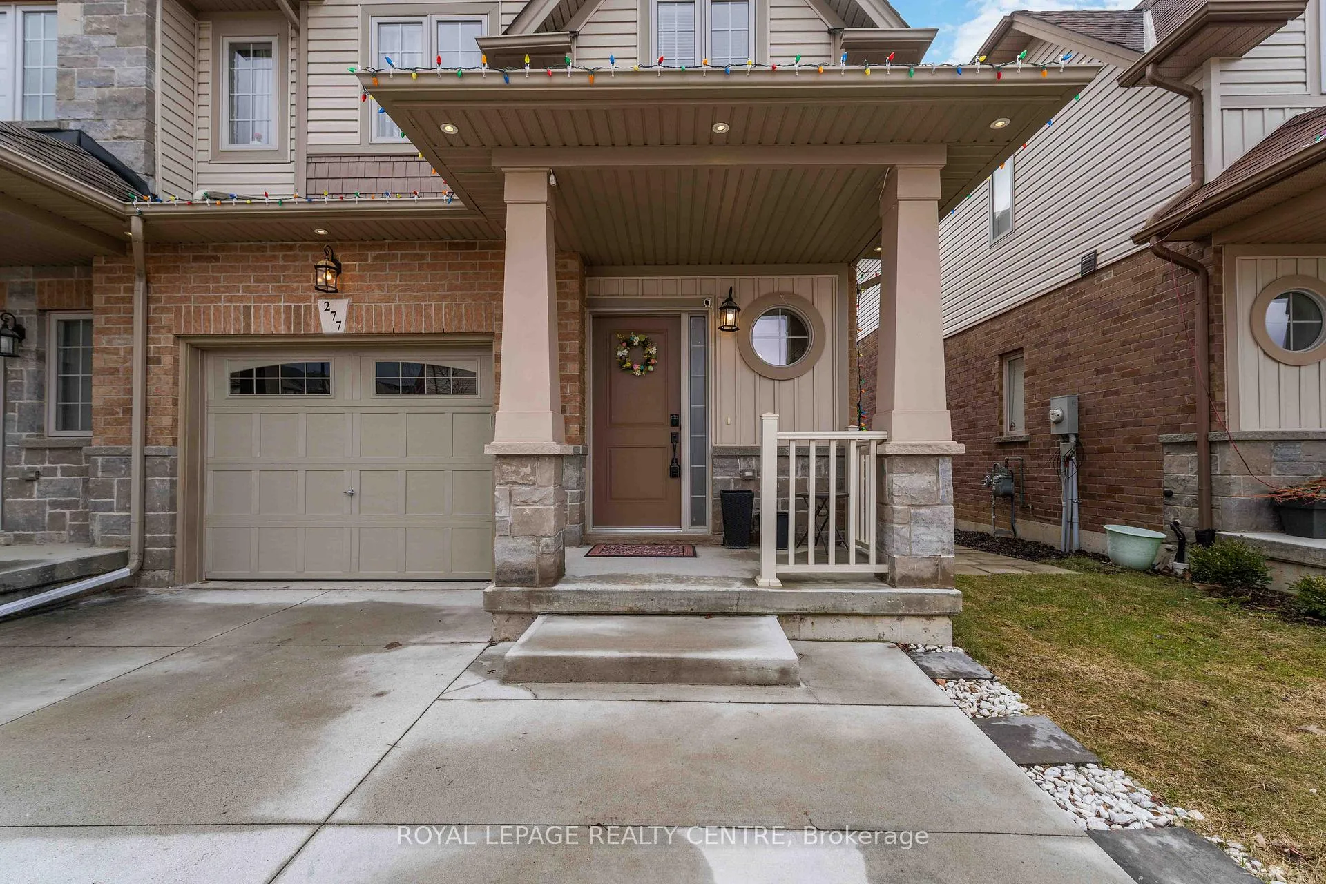 Photo 2 of 277 Pumpkin Pass, Hamilton, Binbrook — HOMEH