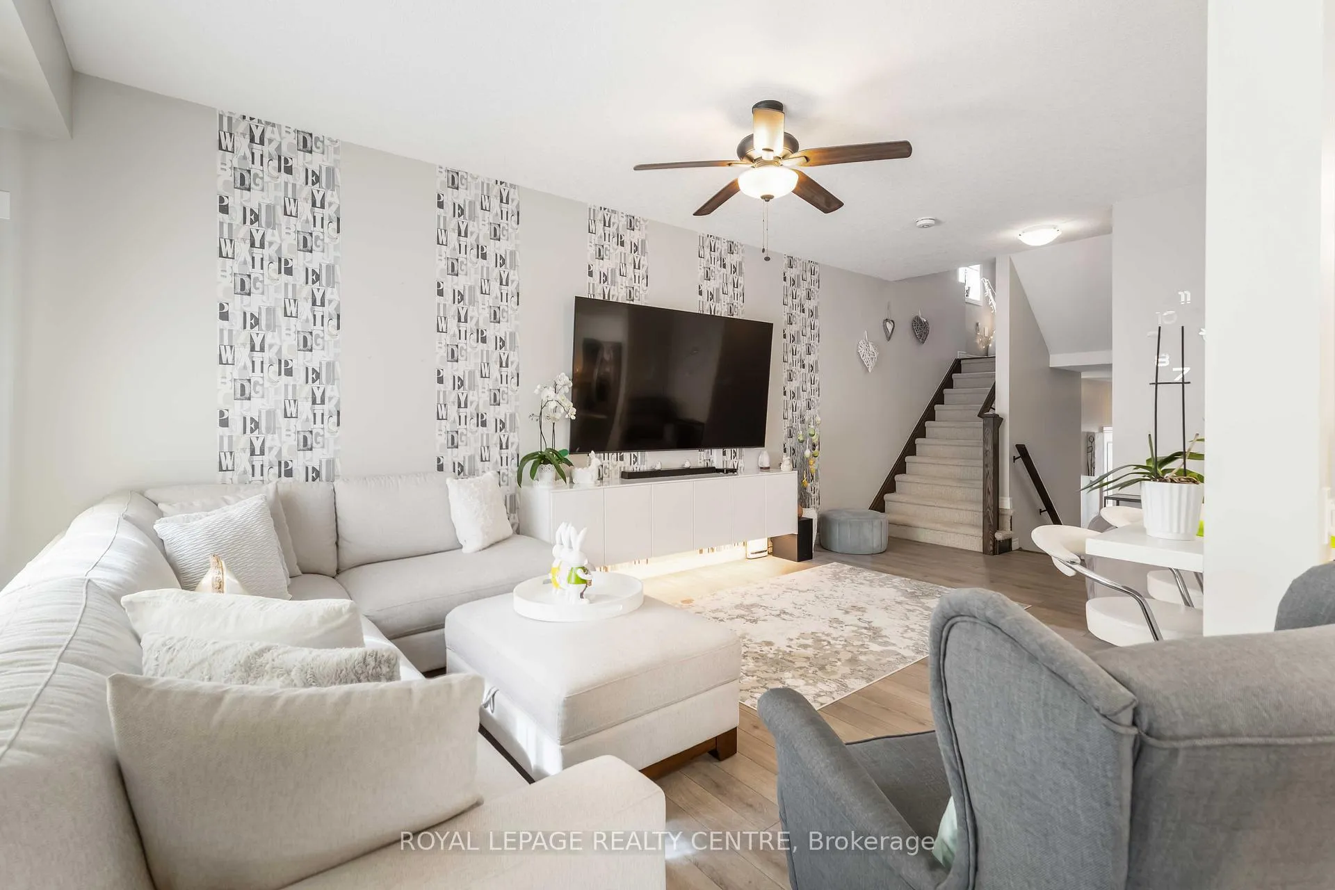 Photo 11 of 277 Pumpkin Pass, Hamilton, Binbrook — HOMEH