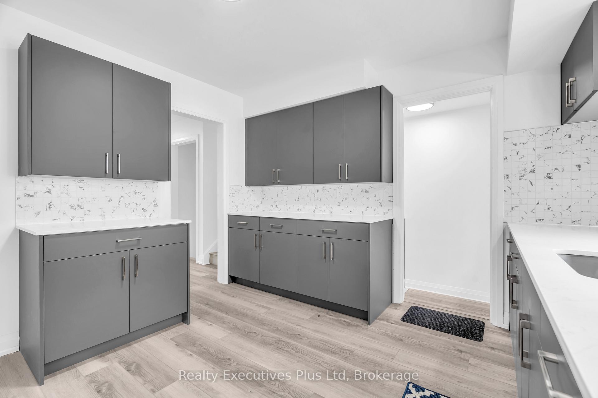Photo 16 of 59 Balmoral Drive, Guelph, Riverside Park — HOMEH
