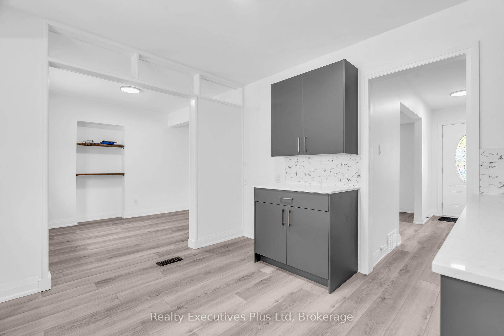 Photo 17 of 59 Balmoral Drive, Guelph, Riverside Park — HOMEH