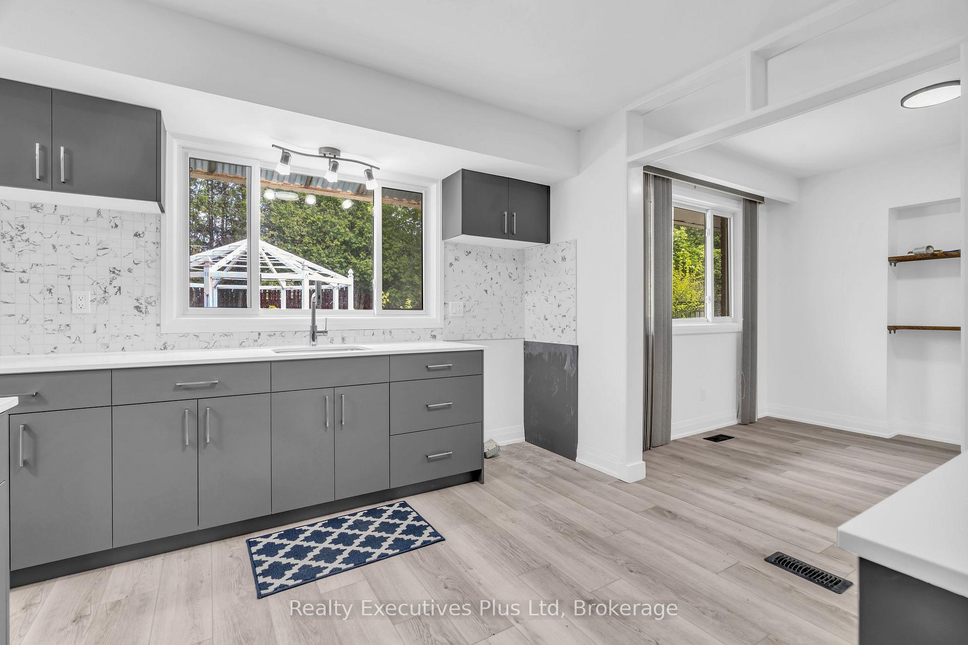 Photo 18 of 59 Balmoral Drive, Guelph, Riverside Park — HOMEH