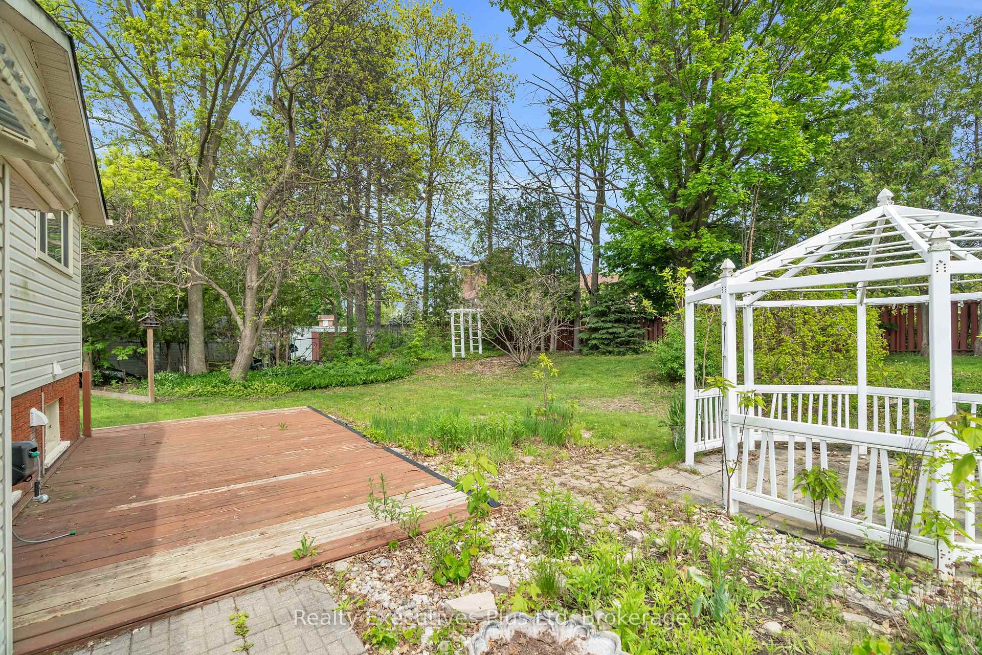 Photo 39 of 59 Balmoral Drive, Guelph, Riverside Park — HOMEH