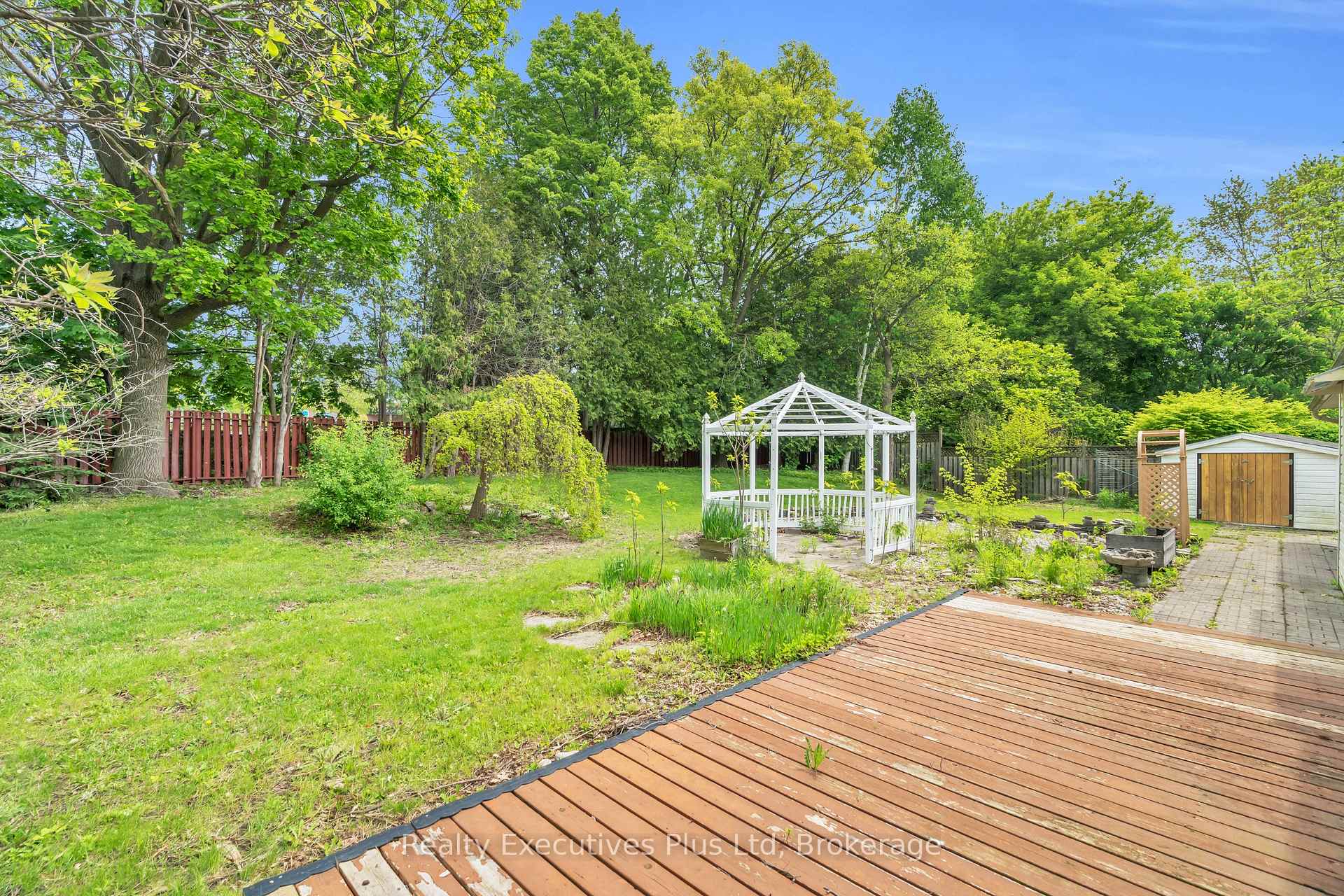Photo 42 of 59 Balmoral Drive, Guelph, Riverside Park — HOMEH