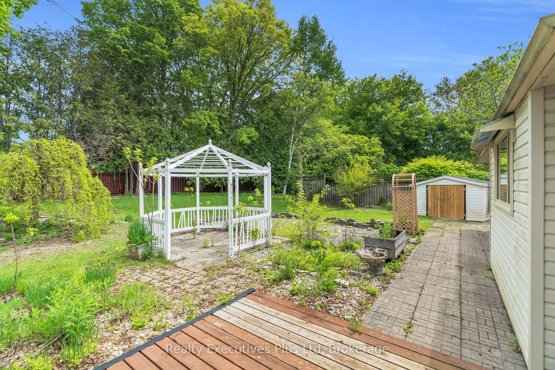 Photo 49 of 59 Balmoral Drive, Guelph, Riverside Park — HOMEH