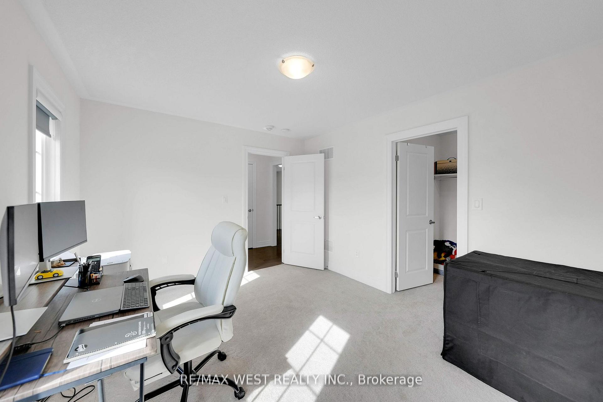 Photo 24 of 130 Connell Drive, Georgina, Keswick North — HOMEH