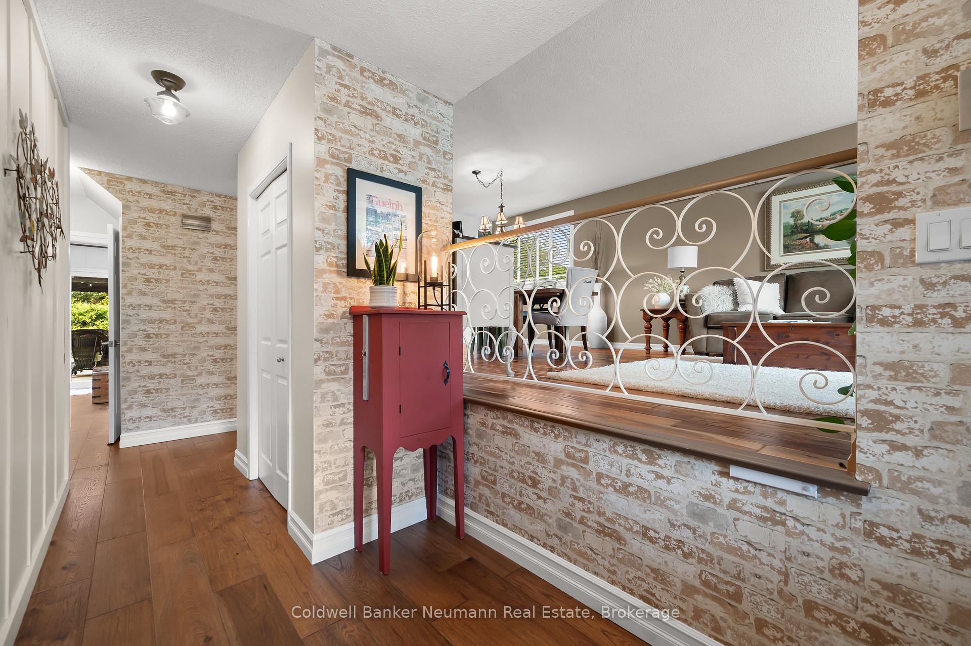 Photo 6 of 5 Vista Terrace, Guelph, Victoria North — HOMEH