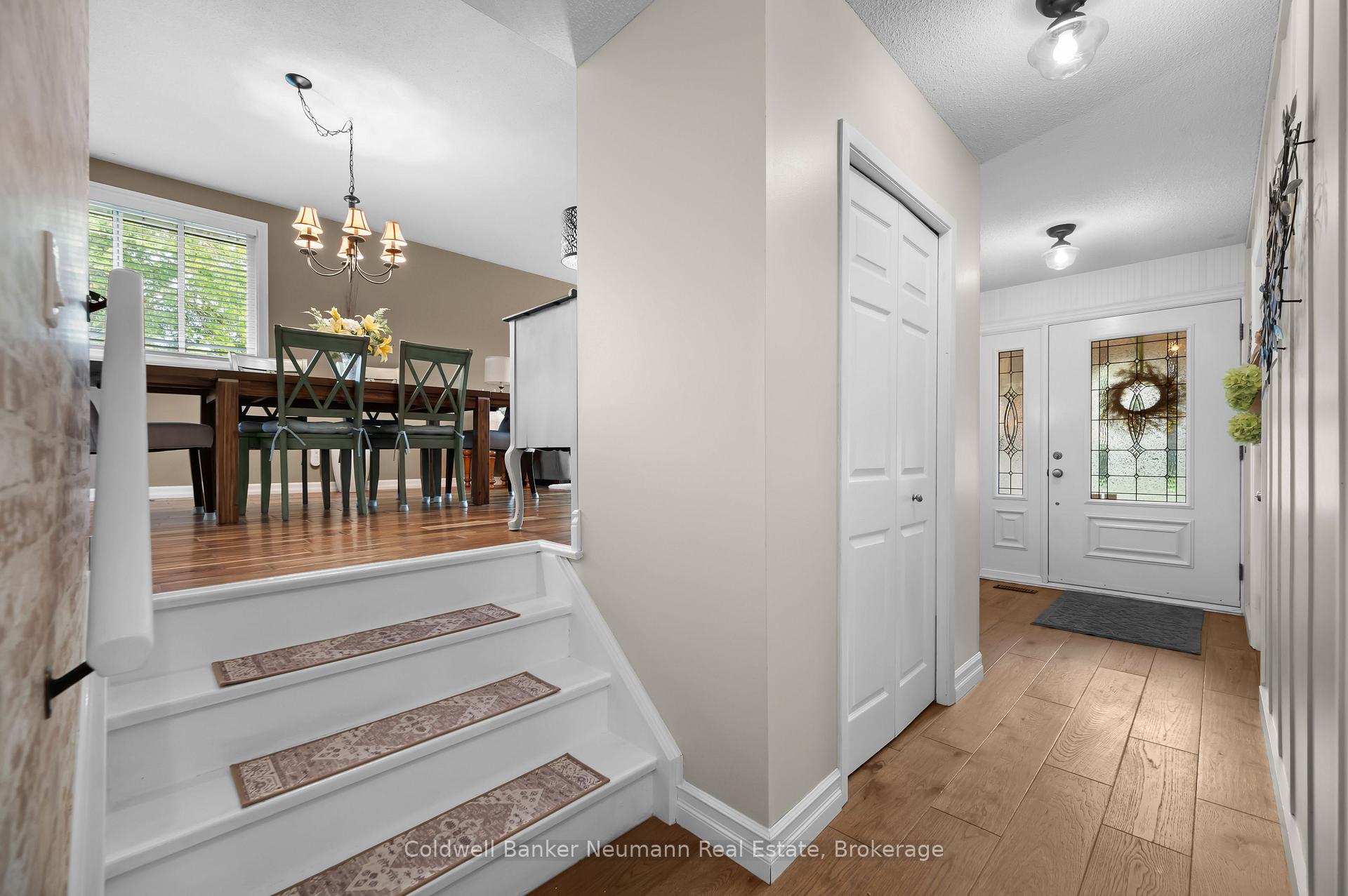 Photo 9 of 5 Vista Terrace, Guelph, Victoria North — HOMEH