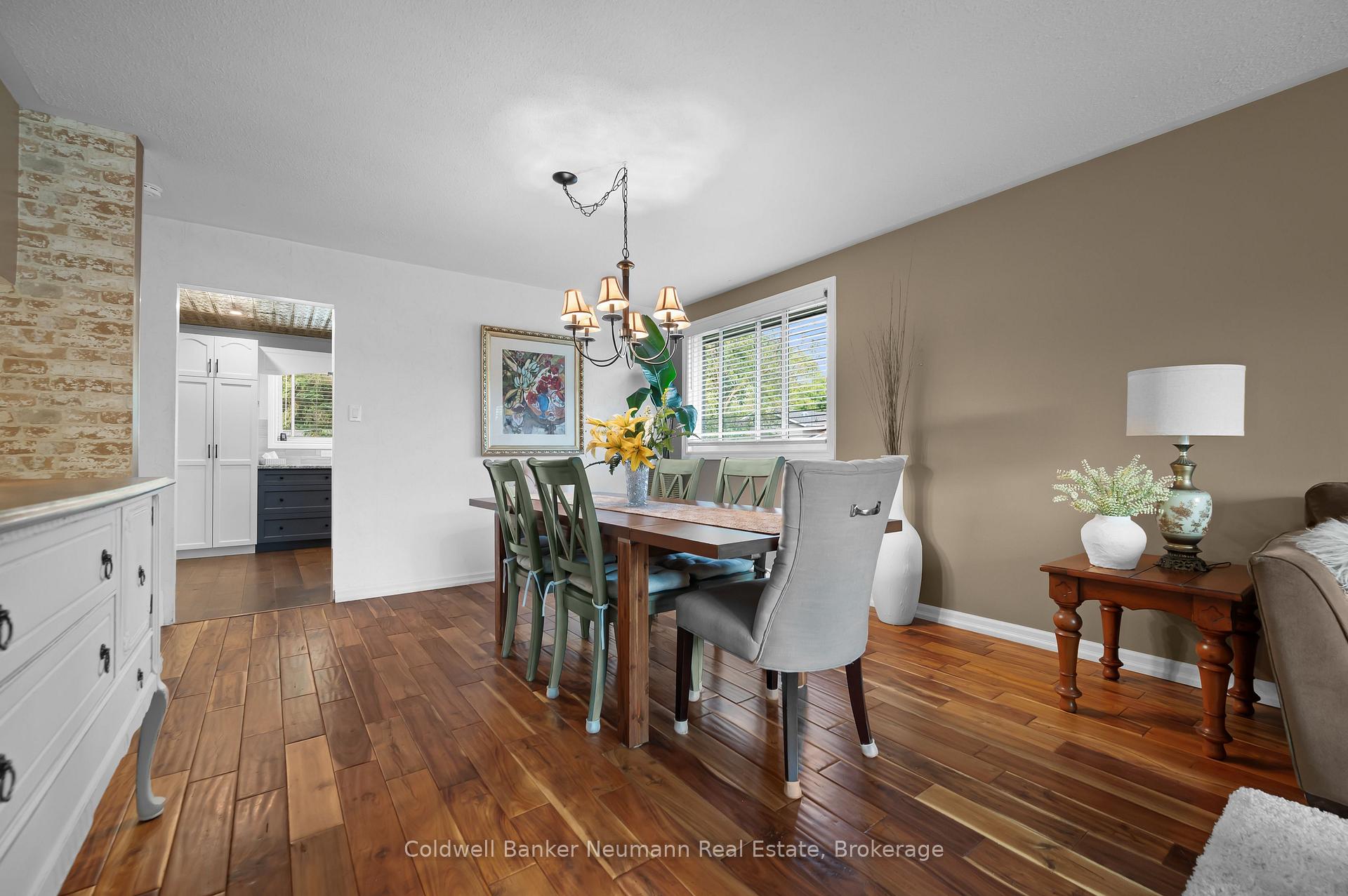 Photo 11 of 5 Vista Terrace, Guelph, Victoria North — HOMEH