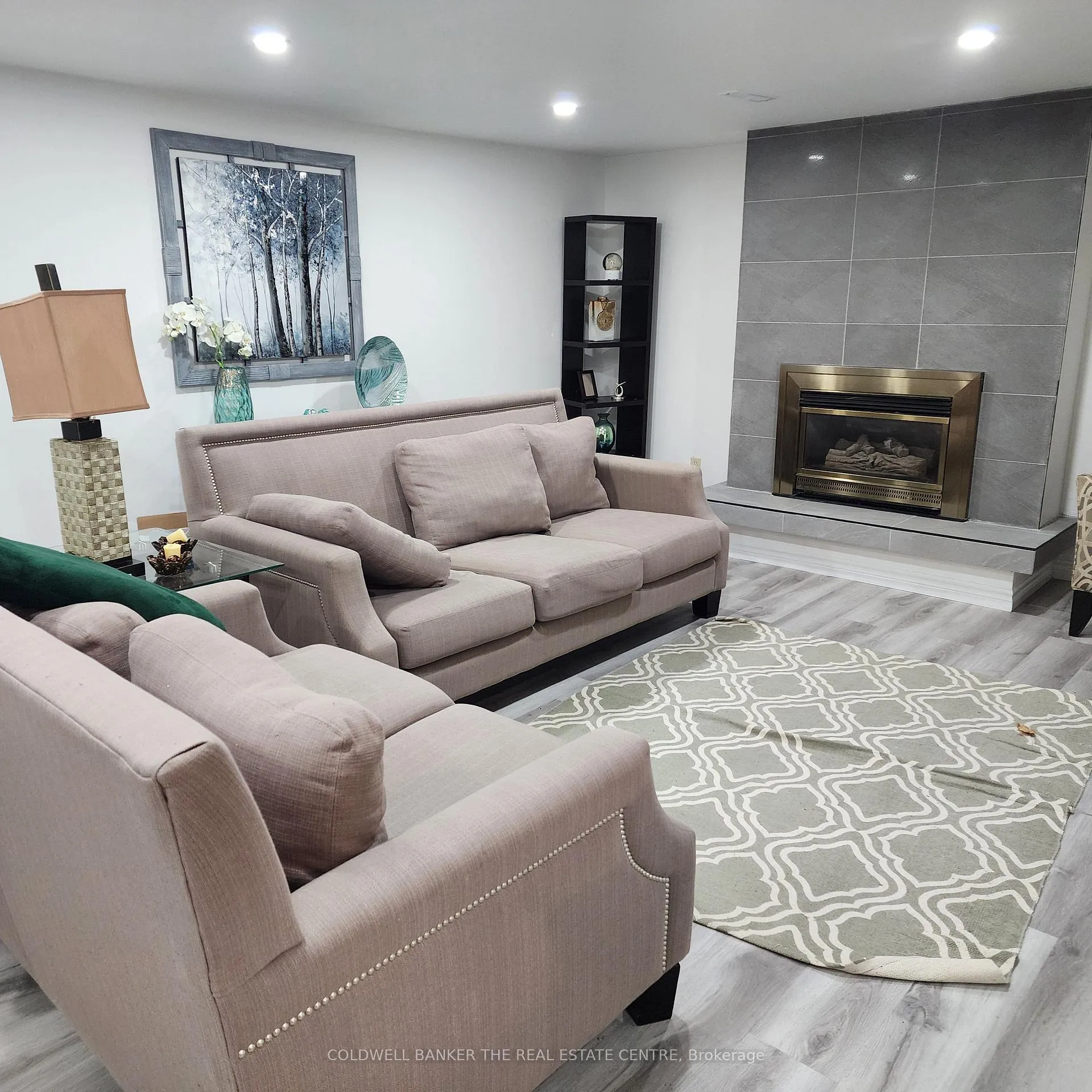 Photo 4 of Unit #2, 295 Duckworth Street, Barrie, Grove East — HOMEH