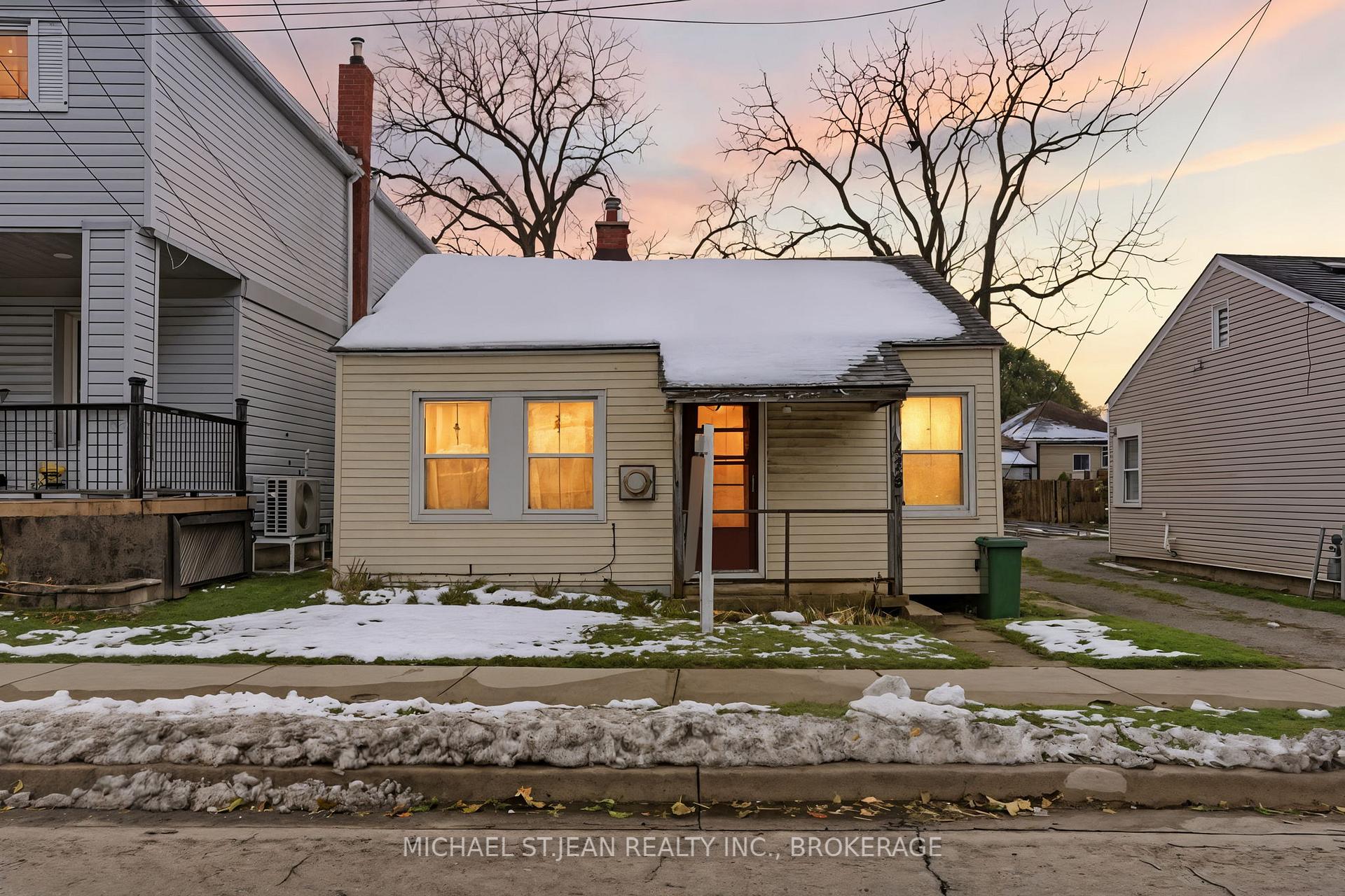 Photo 1 of 425 Upper Sherman Avenue, Hamilton, Raleigh — HOMEH
