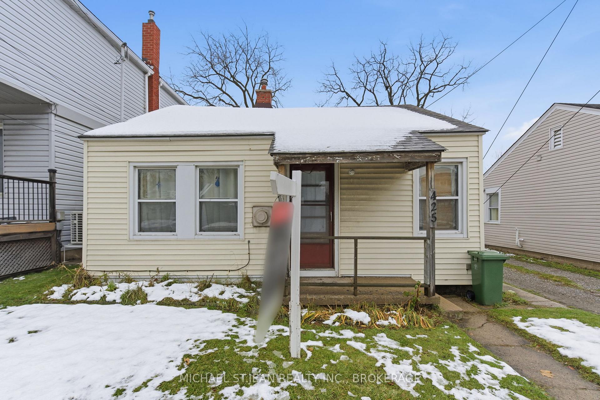 Photo 3 of 425 Upper Sherman Avenue, Hamilton, Raleigh — HOMEH
