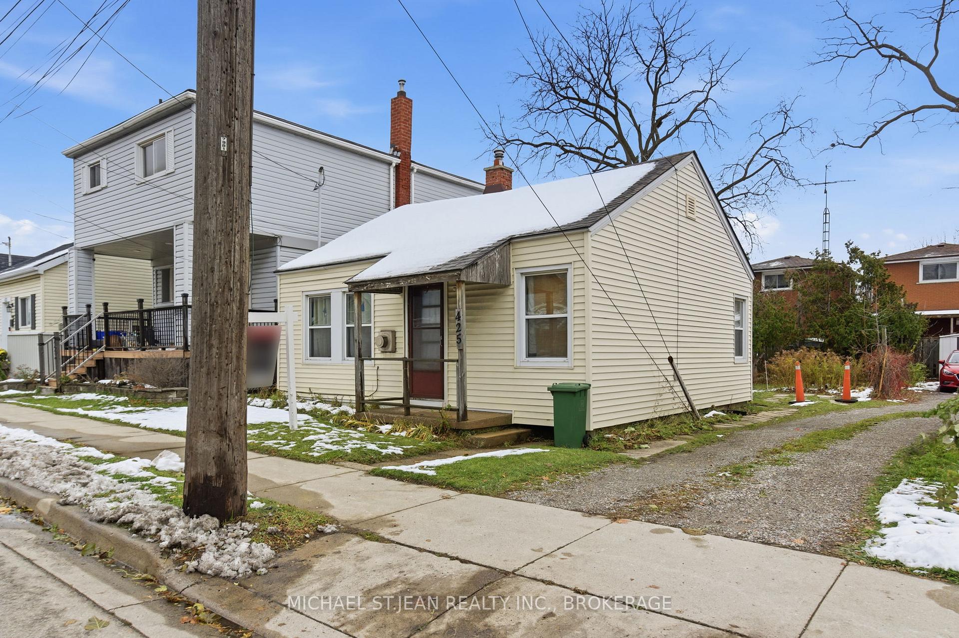 Photo 6 of 425 Upper Sherman Avenue, Hamilton, Raleigh — HOMEH