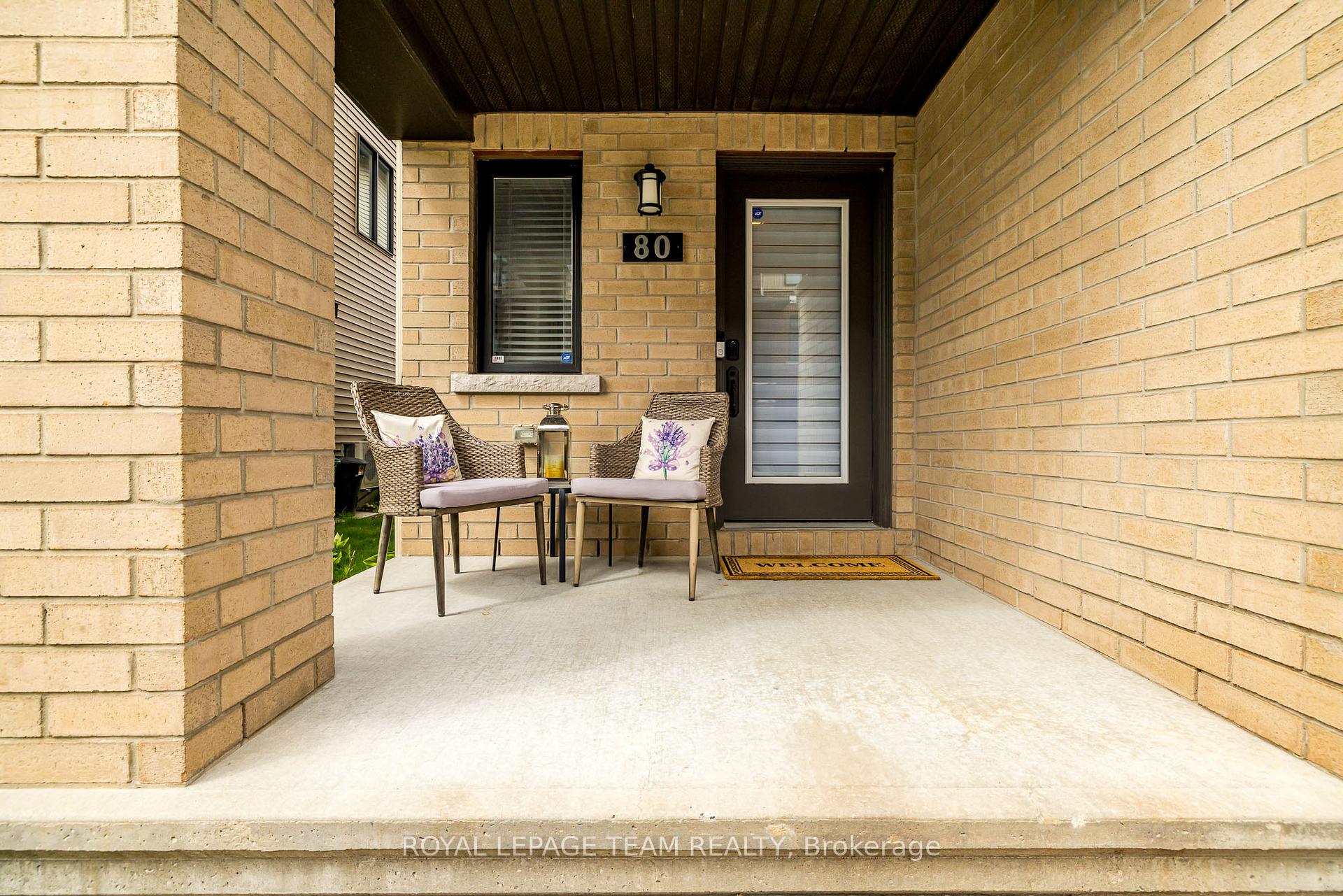 Photo 3 of 80 Stockholm Private, Ottawa, Riverside South/Gloucester Glen — HOMEH