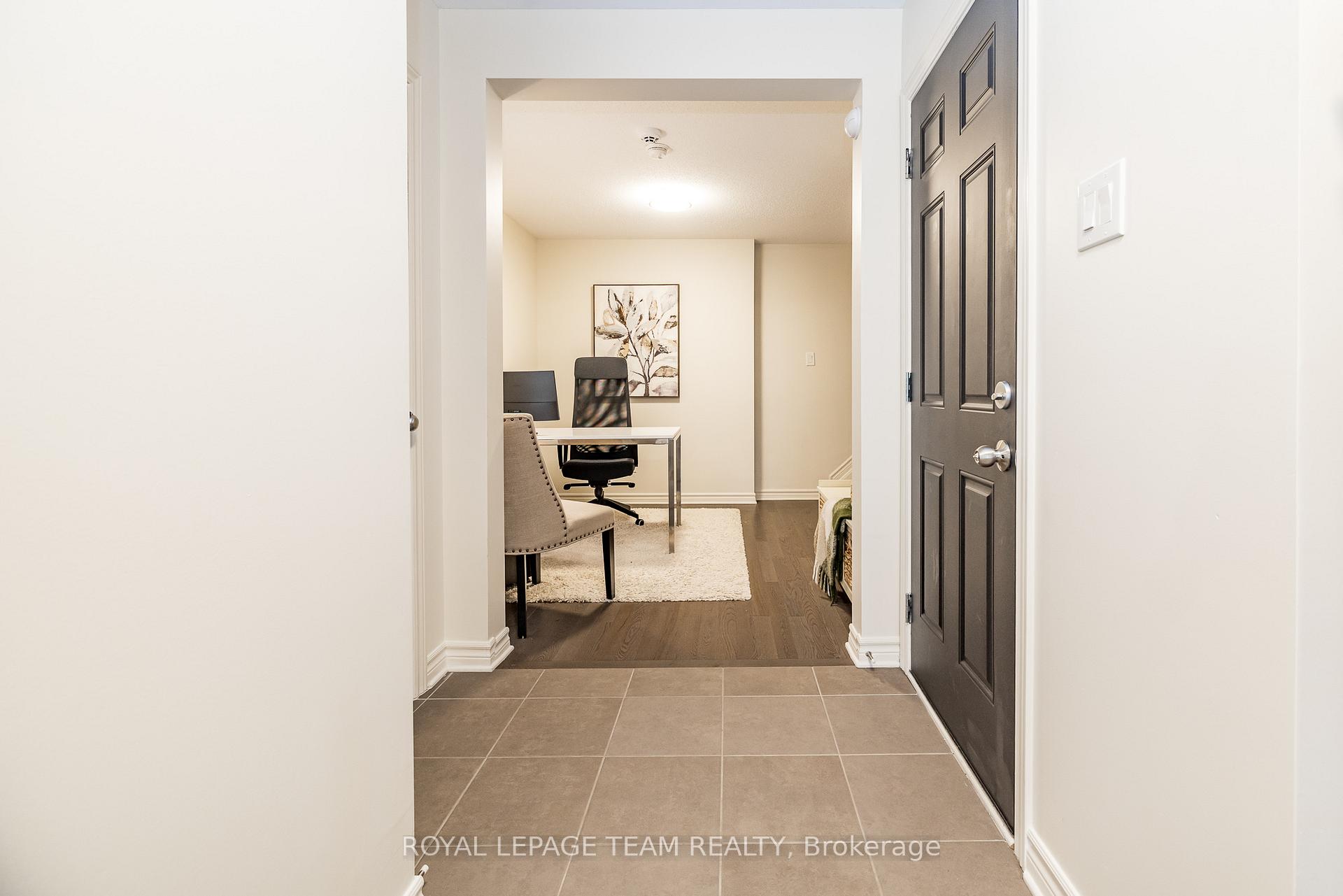 Photo 6 of 80 Stockholm Private, Ottawa, Riverside South/Gloucester Glen — HOMEH