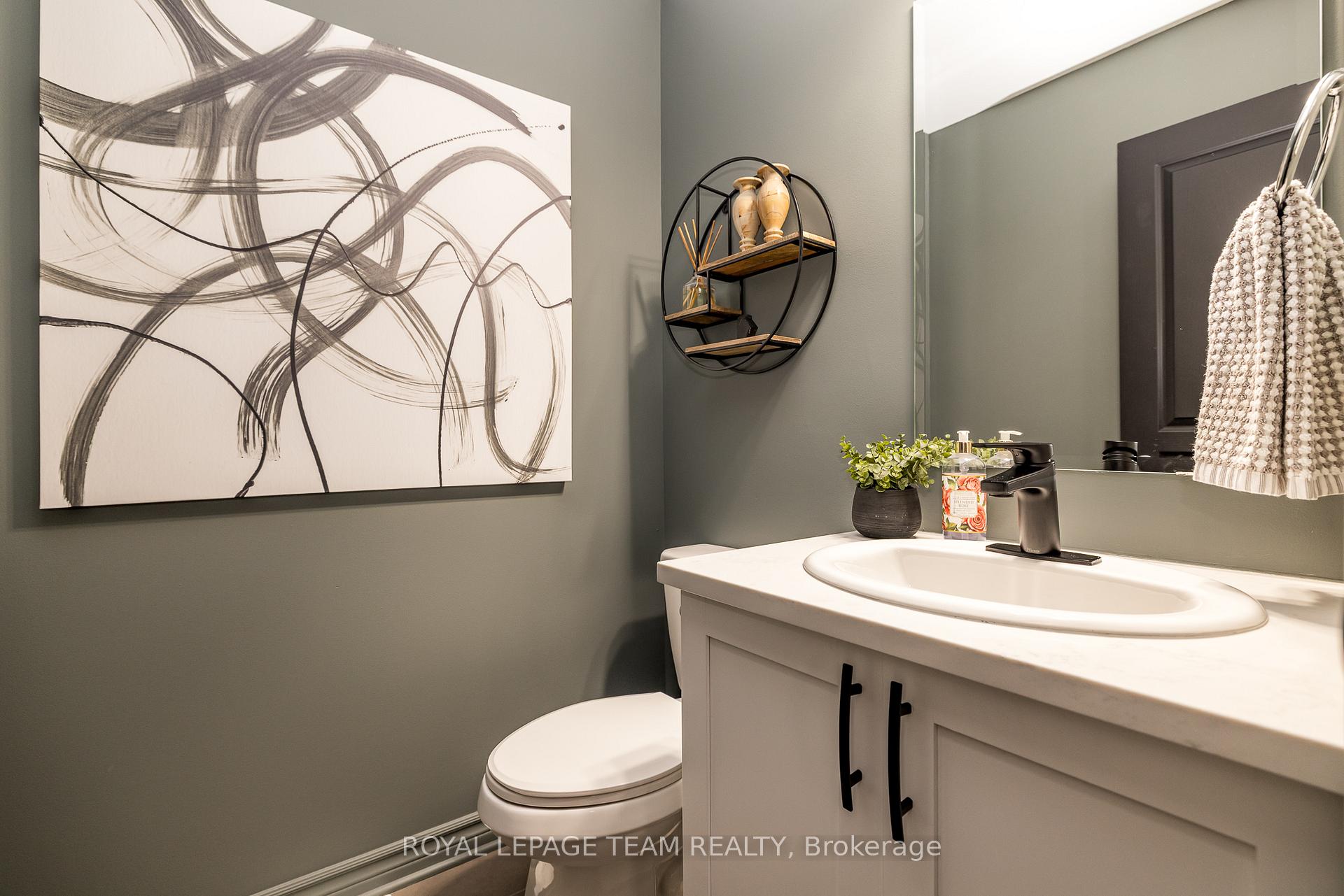 Photo 22 of 80 Stockholm Private, Ottawa, Riverside South/Gloucester Glen — HOMEH