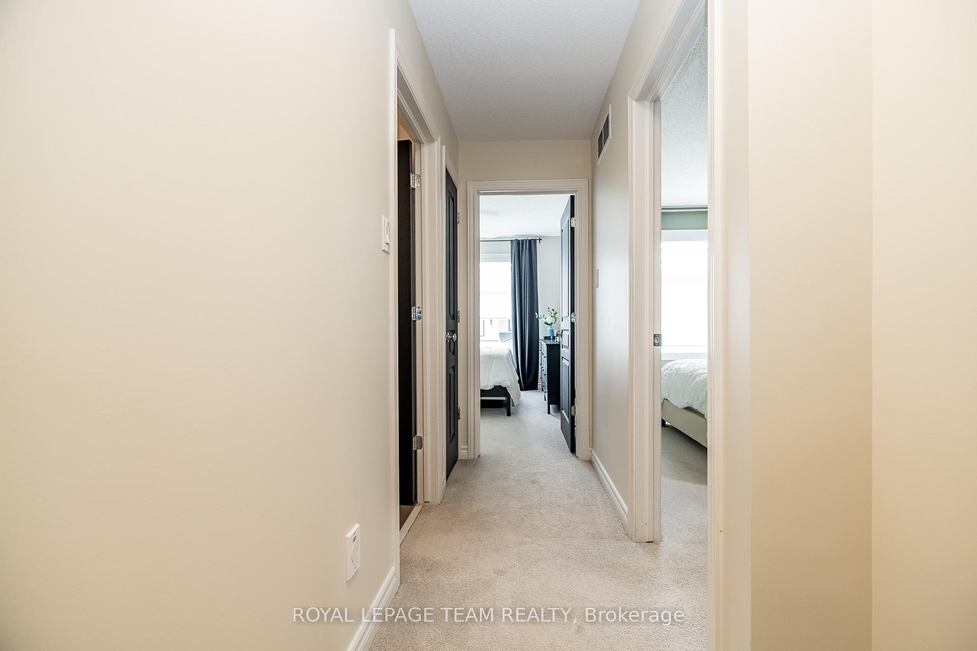 Photo 25 of 80 Stockholm Private, Ottawa, Riverside South/Gloucester Glen — HOMEH