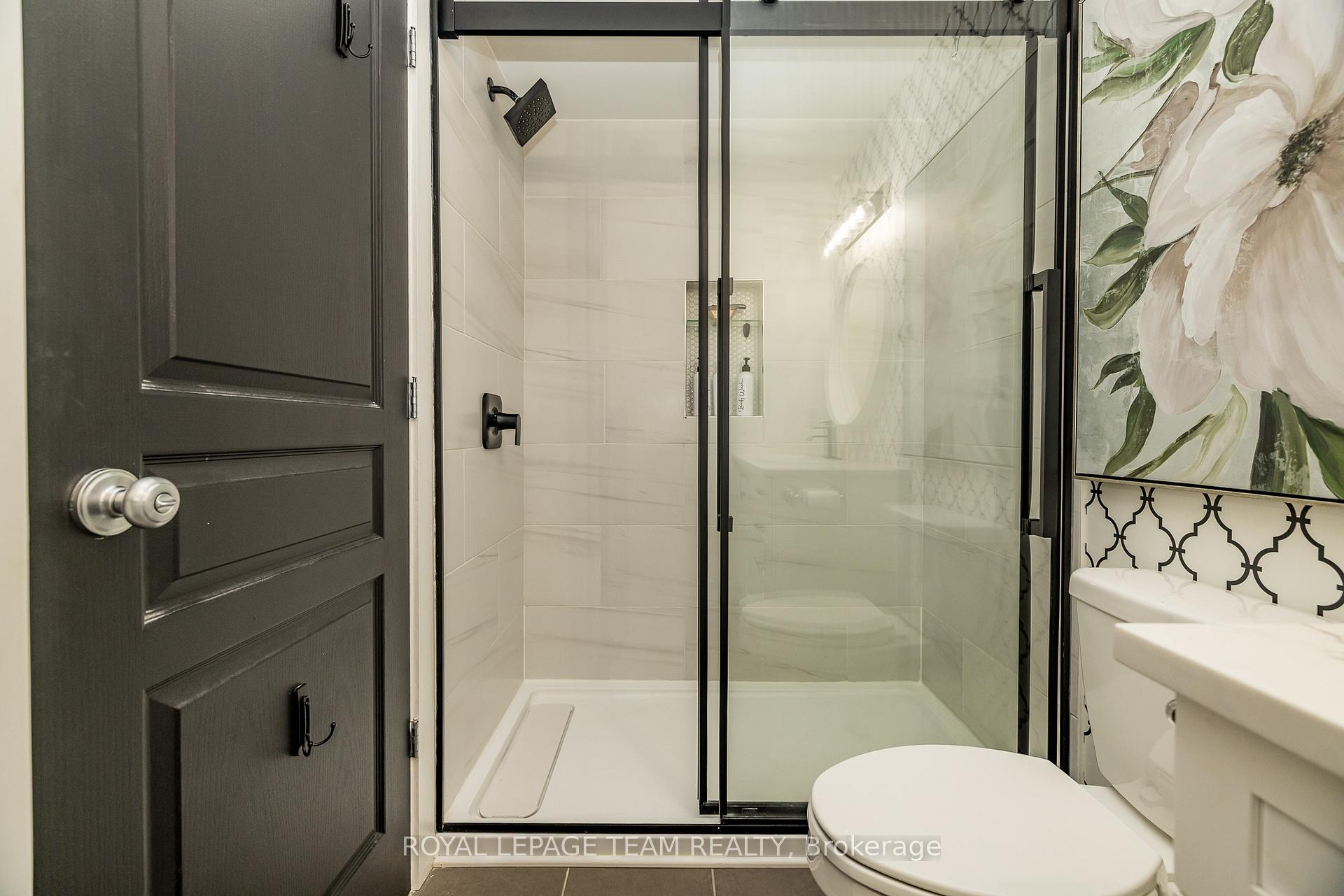 Photo 33 of 80 Stockholm Private, Ottawa, Riverside South/Gloucester Glen — HOMEH